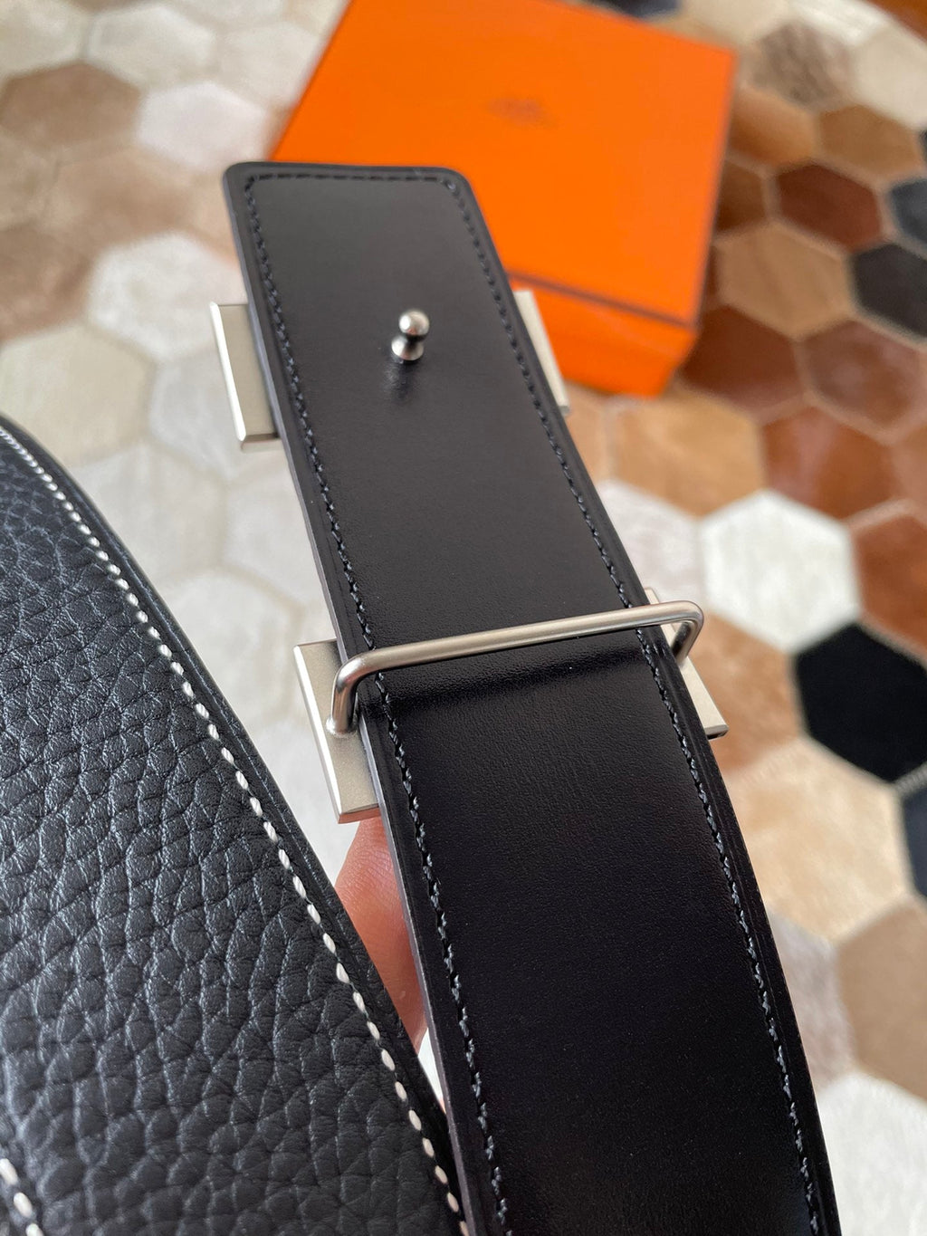 HERMES CONSTANCE BELT BUCKLE & REVERSIBLE BLACK LEATHER STRAP 38MM SILVER HARDWARE