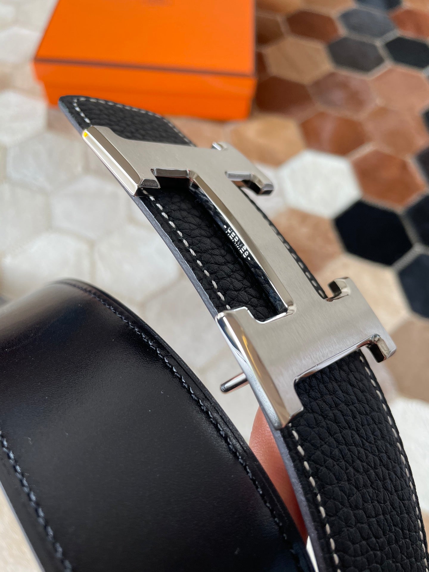 HERMES CONSTANCE BELT BUCKLE & REVERSIBLE BLACK LEATHER STRAP 38MM SILVER HARDWARE