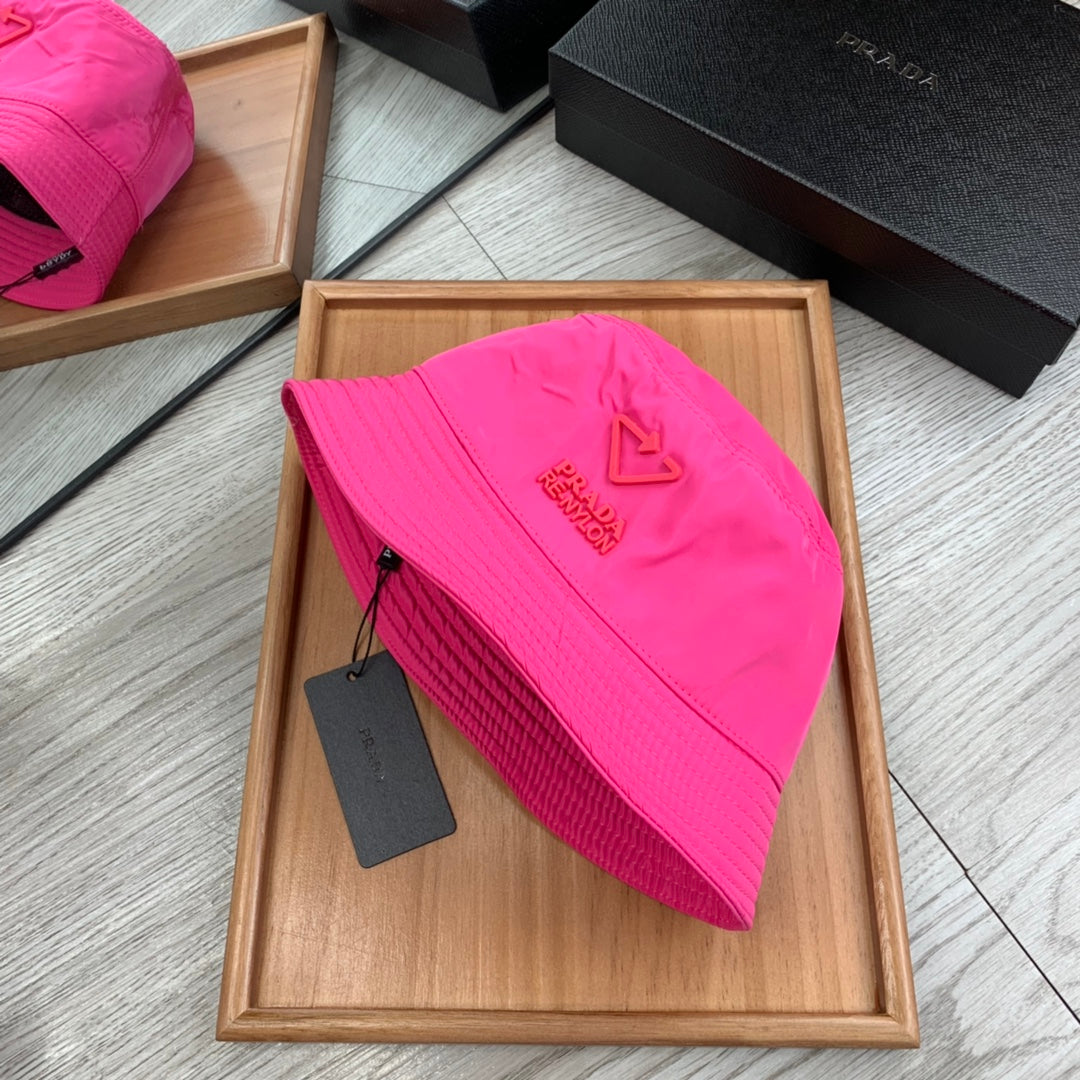 PRADA BUCKET HAT IN BRIGHT PINK RE-NYLON 234102