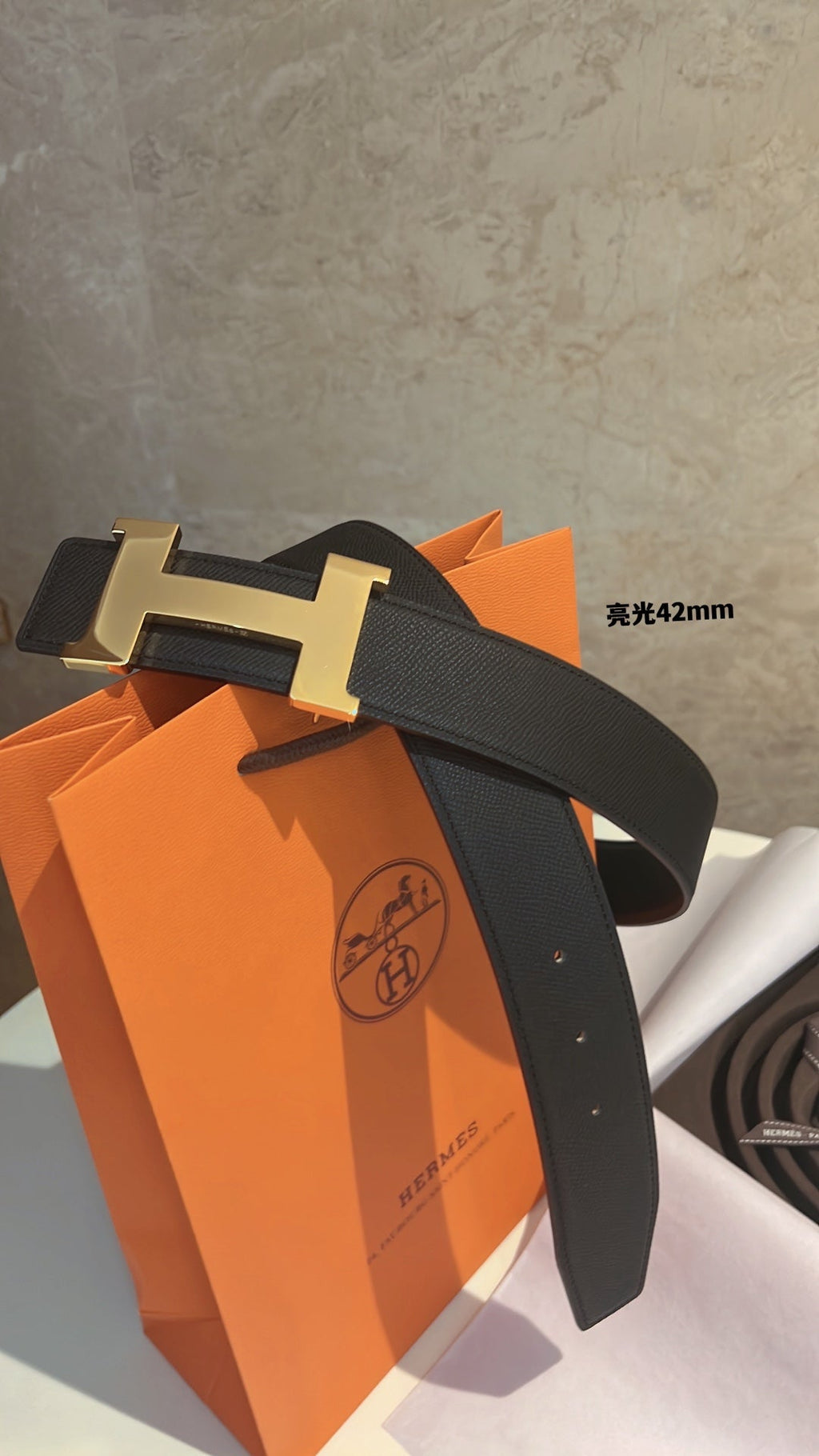 HERMES CONSTANCE BELT BUCKLE & REVERSIBLE BLACK LEATHER STRAP 42MM GOLD HARDWARE