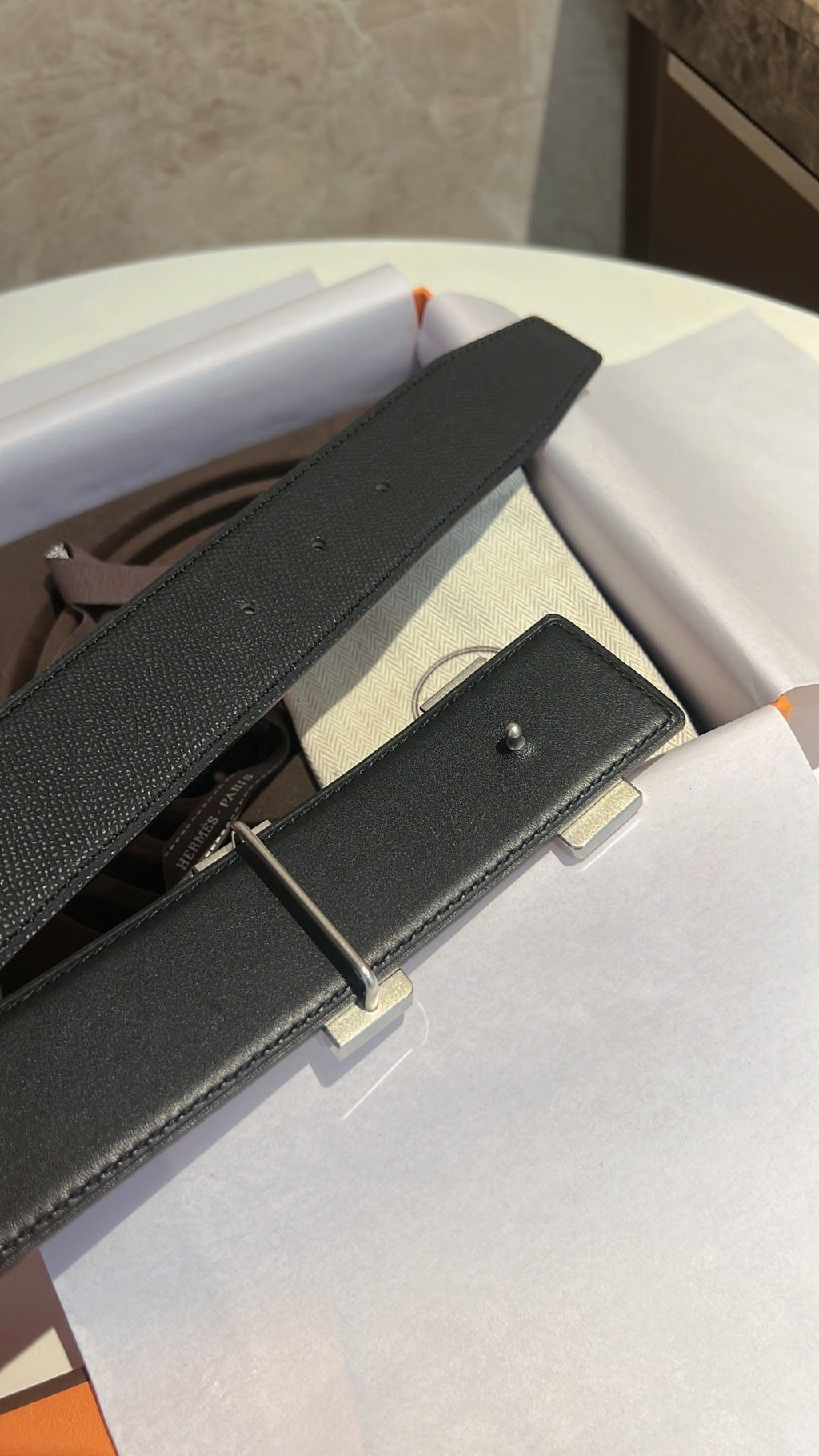 HERMES CONSTANCE BELT BUCKLE & REVERSIBLE BLACK LEATHER STRAP 42MM