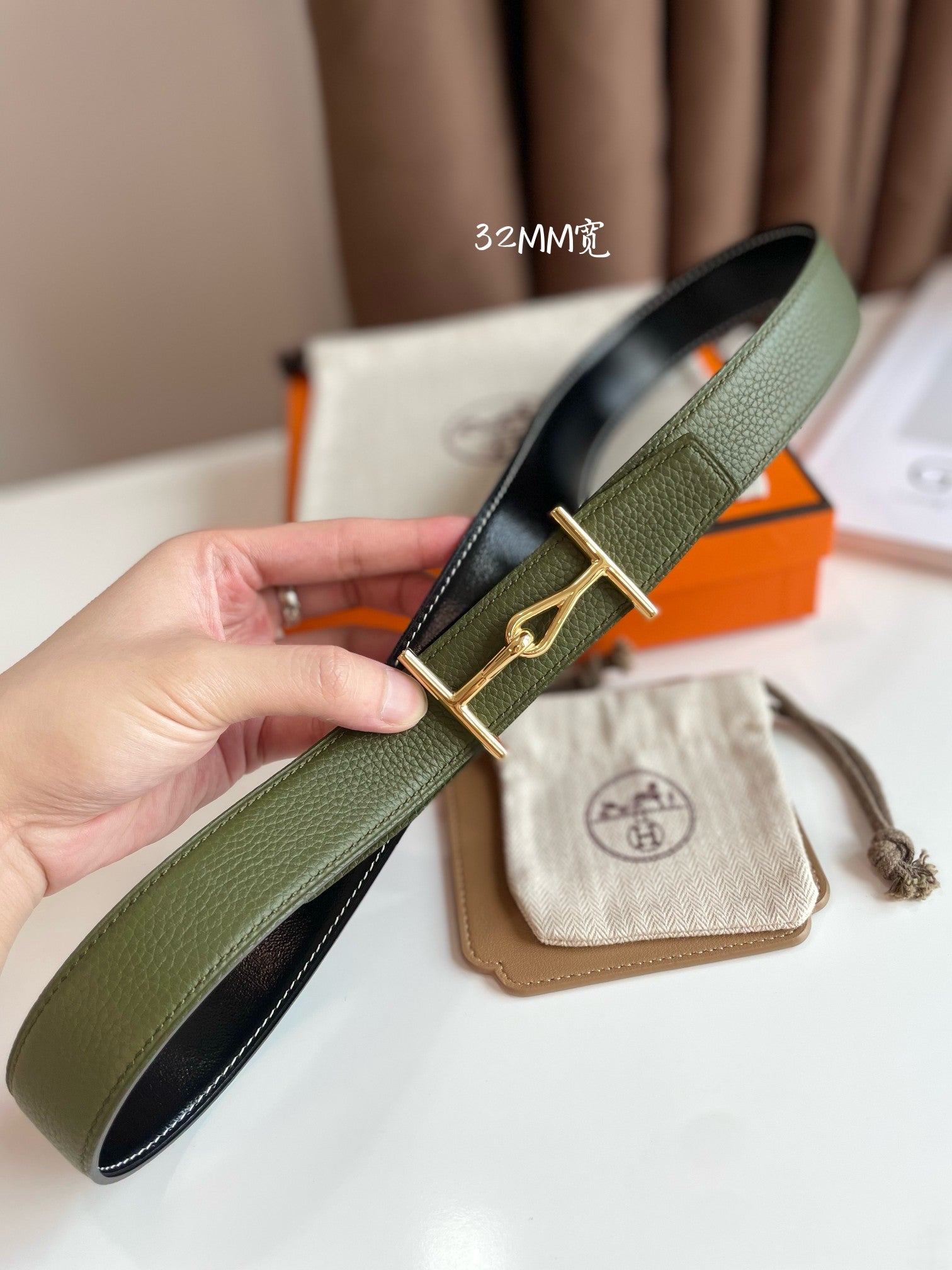 HERMES JUMBO BELT GOLD BUCKLE & REVERSIBLE OLIVE GREEN AND BLACK LEATHER STRAP 32MM