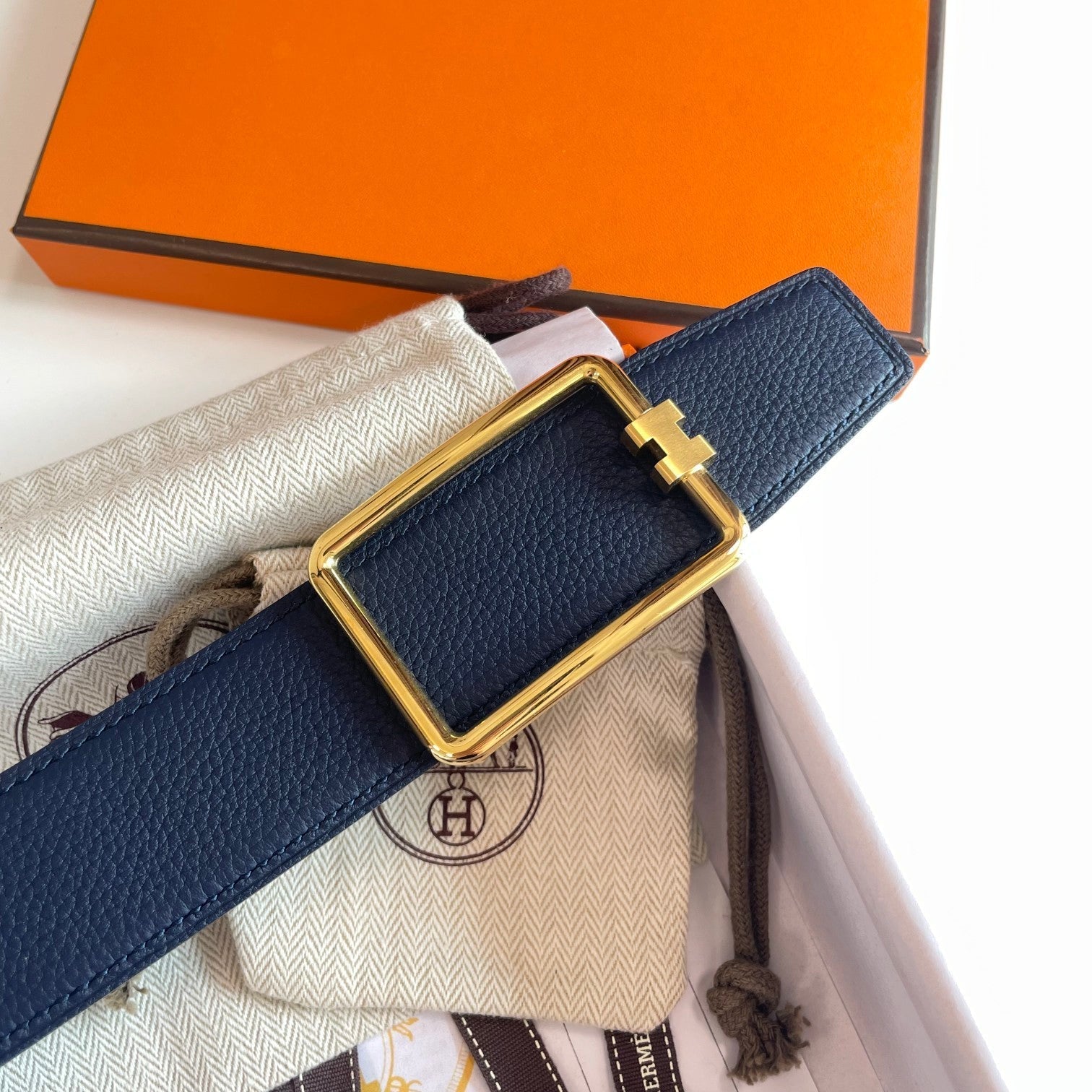 HERMES TUBE H BELT GOLD BUCKLE & REVERSIBLE NAVY BLUE LEATHER STRAP 38MM