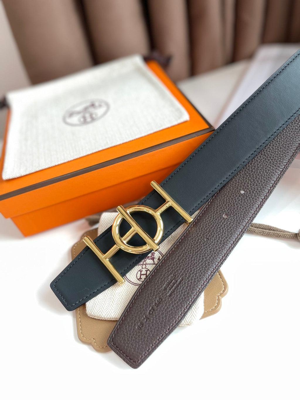 HERMES ULYSSE BELT BUCKLE & REVERSIBLE CHOCOLATE BROWN LEATHER STRAP 38MM GOLD HARDWARE