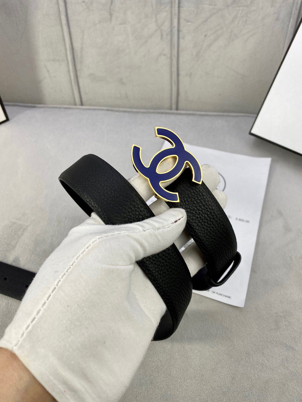 CHANEL 30MM BELT IN BLACK GRAINED CALFSKIN WITH NAVY BLUE METAL LOGO