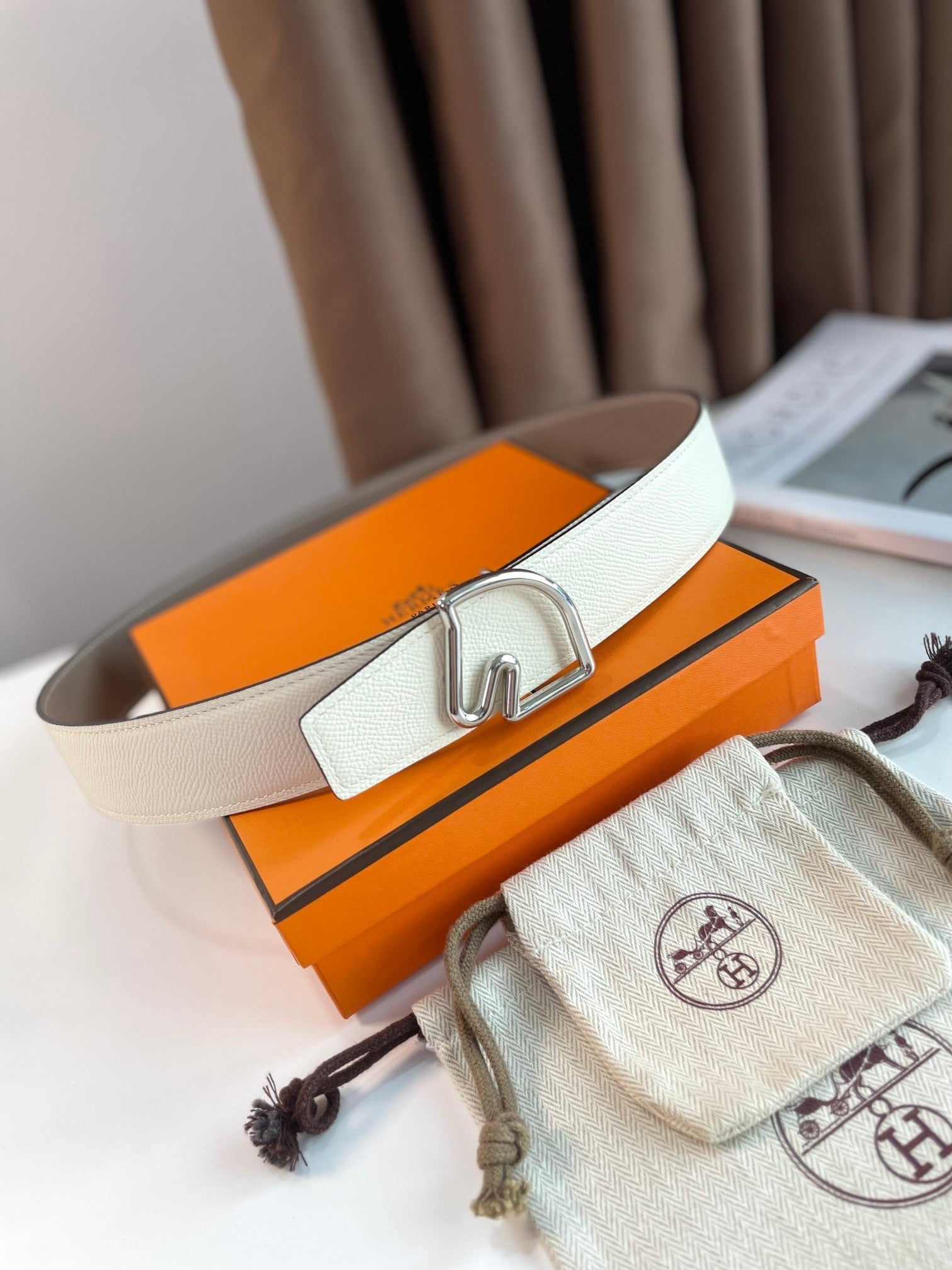 HERMES BOUCLE BELT BUCKLE & REVERSIBLE KHAKI BROWN AND WHITE LEATHER STRAP 38MM SILVER HARDWARE