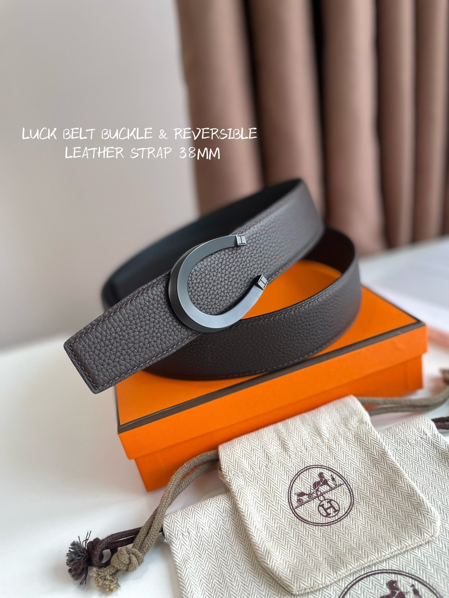 HERMES LUCK BELT BUCKLE & REVERSIBLE CHOCOLATE BROWN AND BLACK LEATHER STRAP 38MM