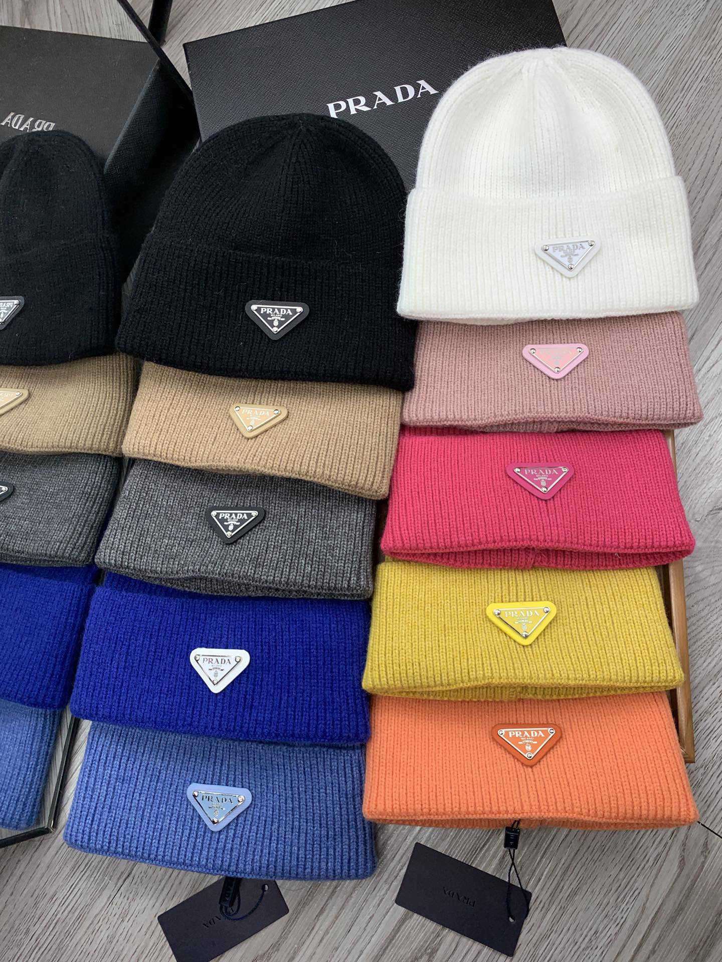 PRADA BEANIIE HAT IN CLASSIC YELLOW WOOL 335035