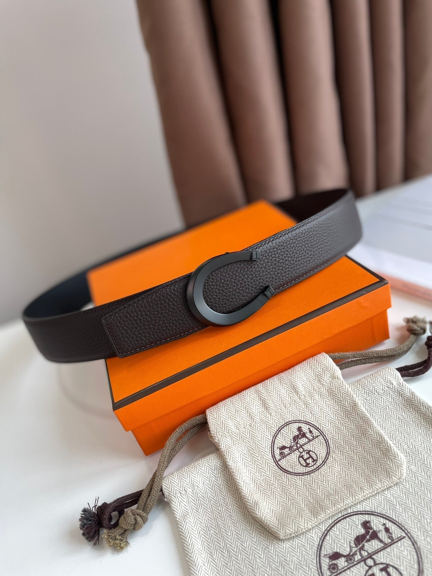 HERMES LUCK BELT BUCKLE & REVERSIBLE CHOCOLATE BROWN LEATHER STRAP 38MM BLACK HARDWARE