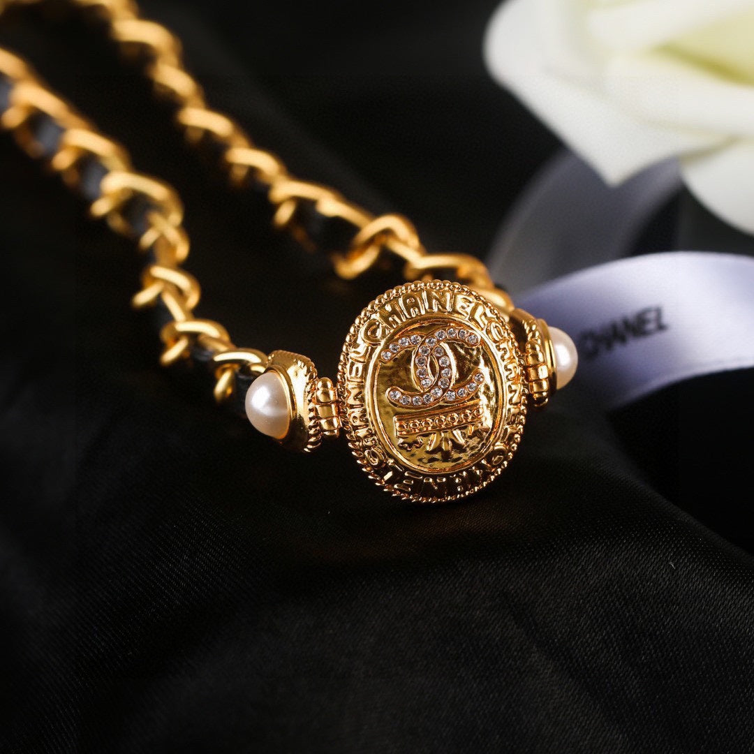CHANEL 25S GOLD CHAIN BELT 610439