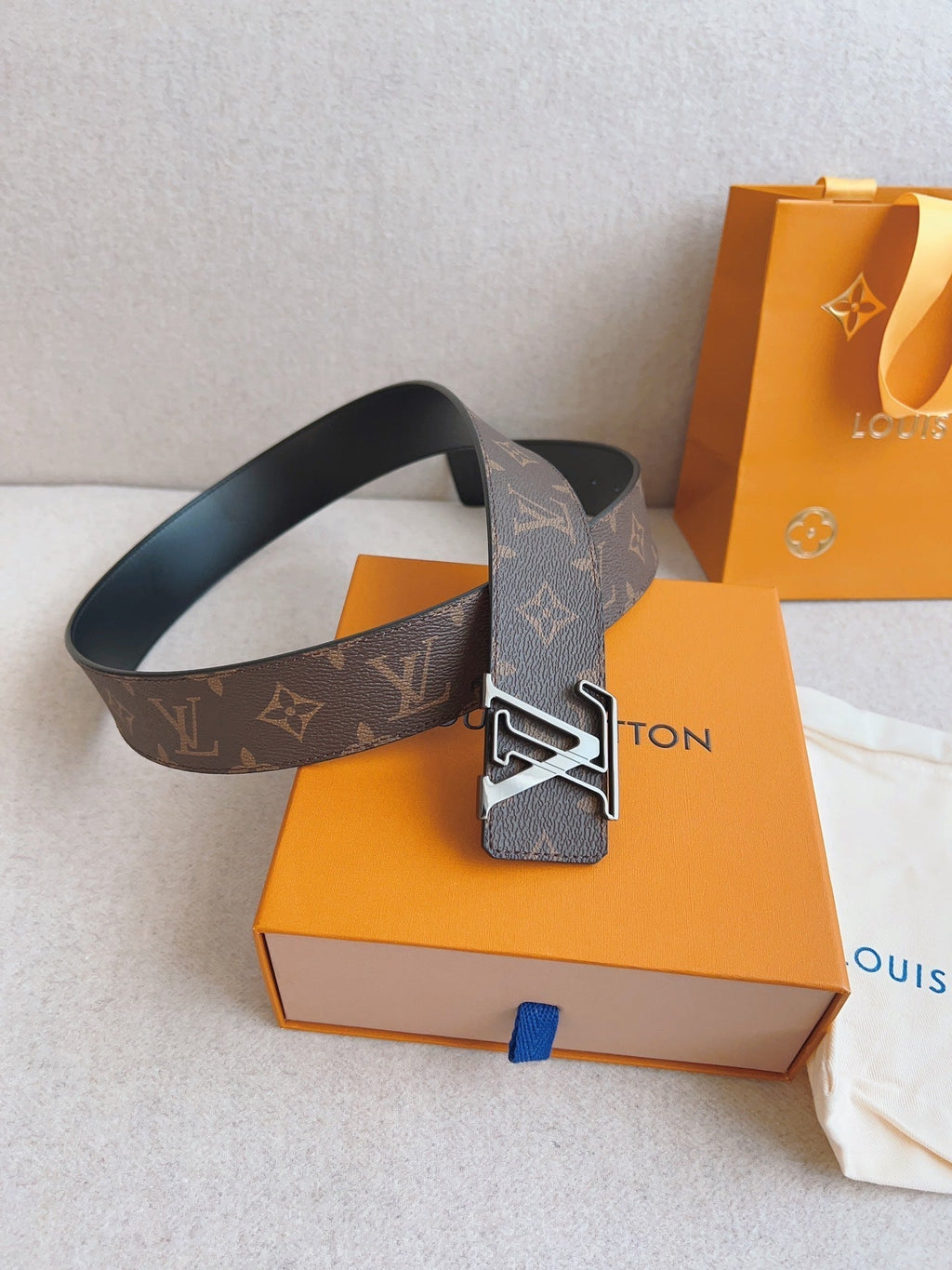 LOUIS VUITTON LV 25S BELT 40 MM IN BROWN CALFSKIN 593207