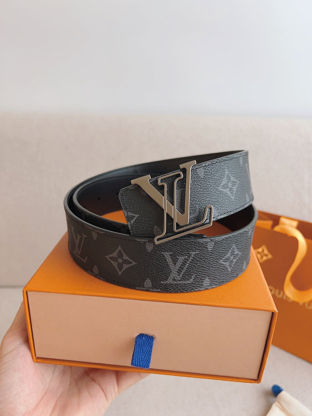 LOUIS VUITTON LV 25S BELT 40 MM IN BLACK MIX GREY CALFSKIN 593204