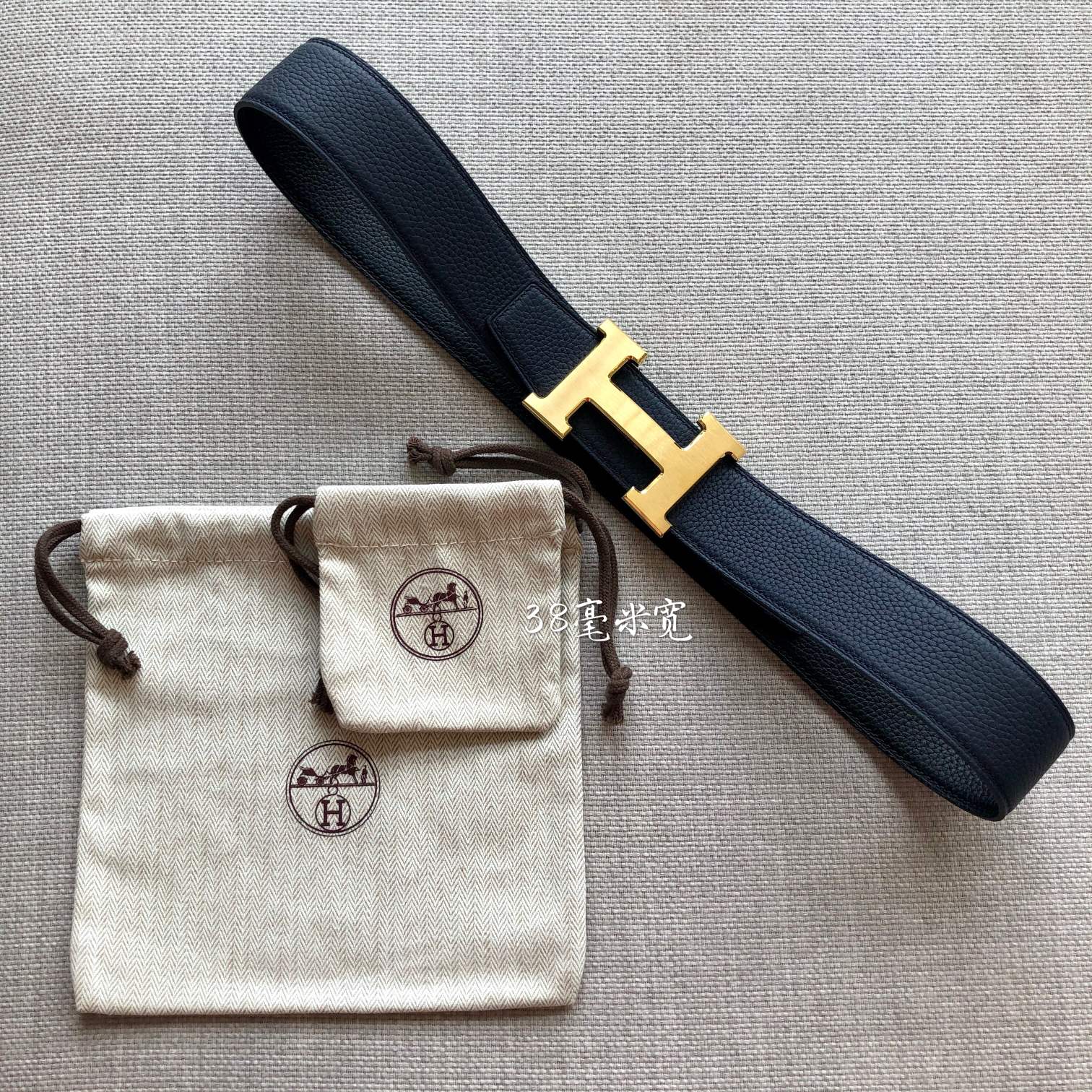 HERMES BELT BUCKLE & REVERSIBLE BLACK LEATHER STRAP 38MM GOLD HARDWARE