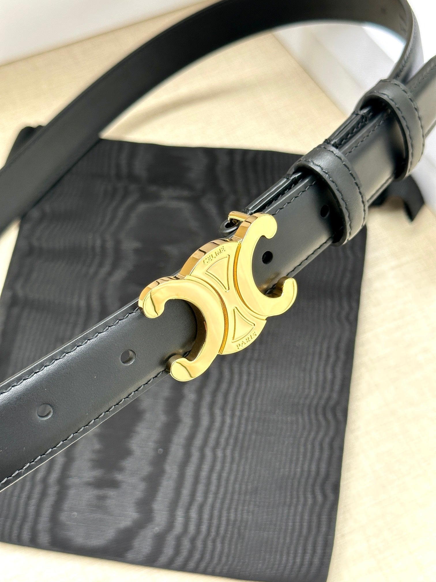 CELINE Medium Triomphe Belt 25mm Black Calfskin Ghw