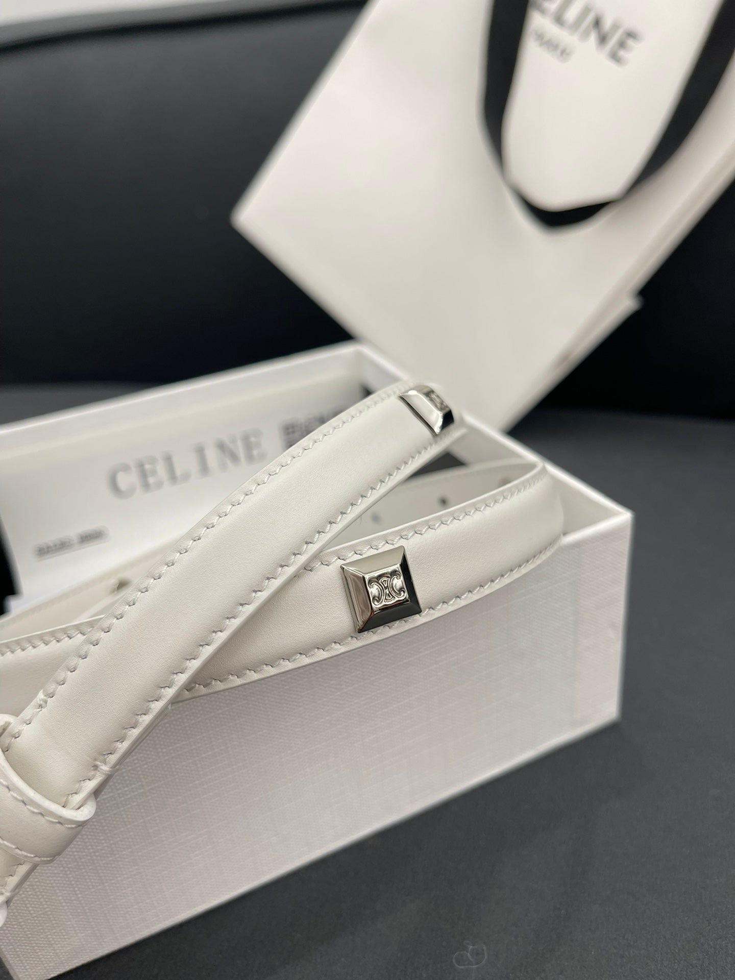 CELINE CL SMALL 18 MM TRIOMPHE BELT IN TAURILLON WHITE LEATHER SILVER HARDWARE