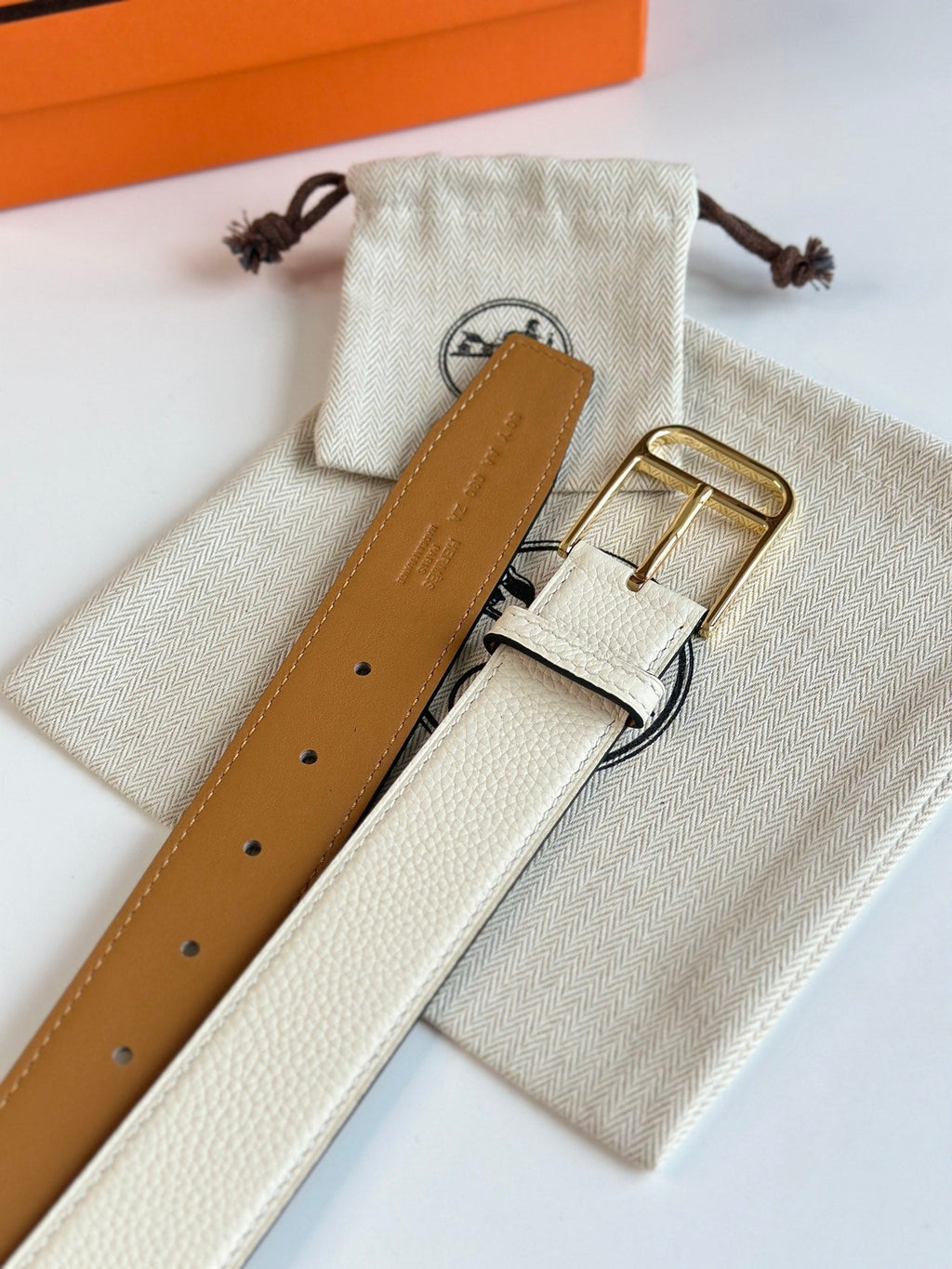 HERMES ROMAIN 35MM BELT WHITE CREAM LEATHER GOLD HARDWARE