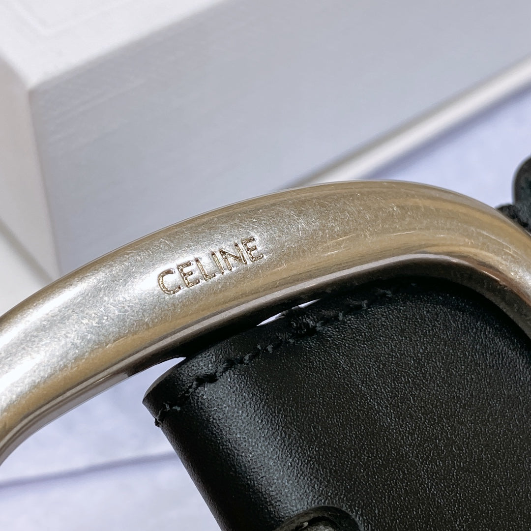 CELINE CL LARGE 35 MM BELT IN BLACK CALFSKIN LIGHT GOLD HARDWARE
