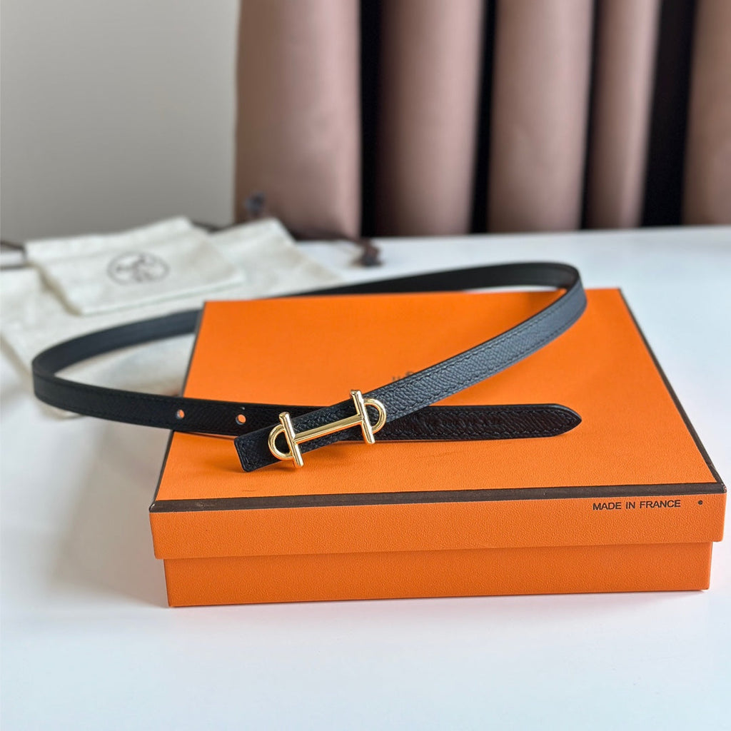 HERMES GAMMA BUCKLE & REVERSIBLE BLACK LEATHER STRAP 13MM GOLD HARDWARE