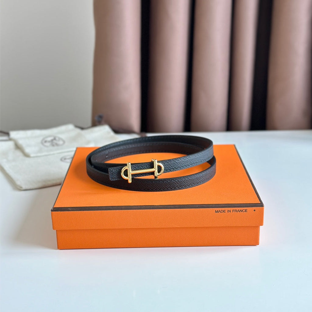 HERMES GAMMA BUCKLE & REVERSIBLE BLACK LEATHER STRAP 13MM GOLD HARDWARE