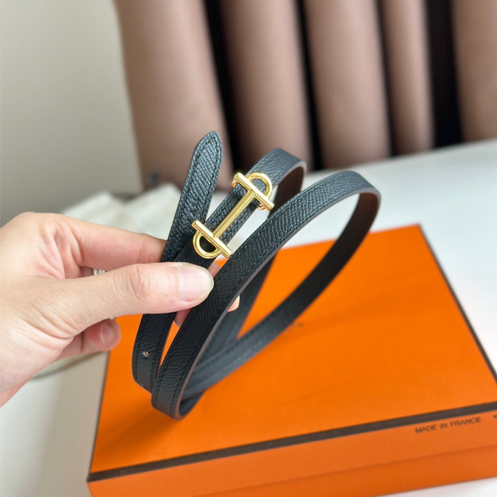 HERMES GAMMA BUCKLE & REVERSIBLE BLACK LEATHER STRAP 13MM GOLD HARDWARE