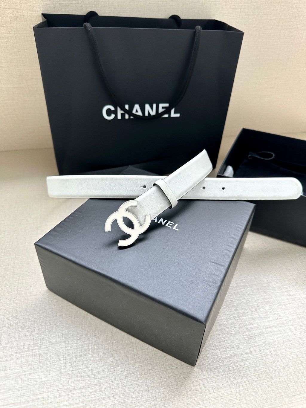 CHANEL 30MM BELT IN FULL WHITE SMOOTH CALFSKIN METAL HARDWARE