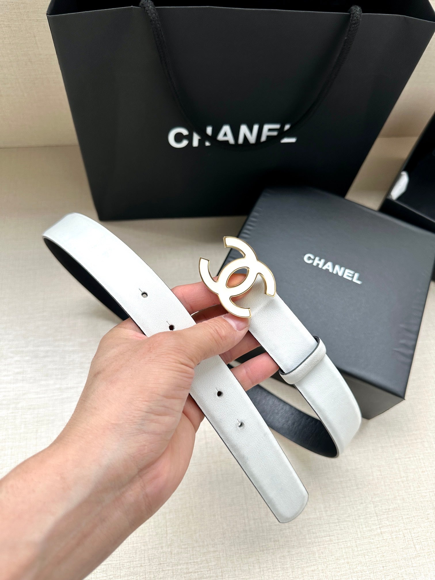 CHANEL 30MM BELT IN FULL WHITE SMOOTH CALFSKIN METAL HARDWARE