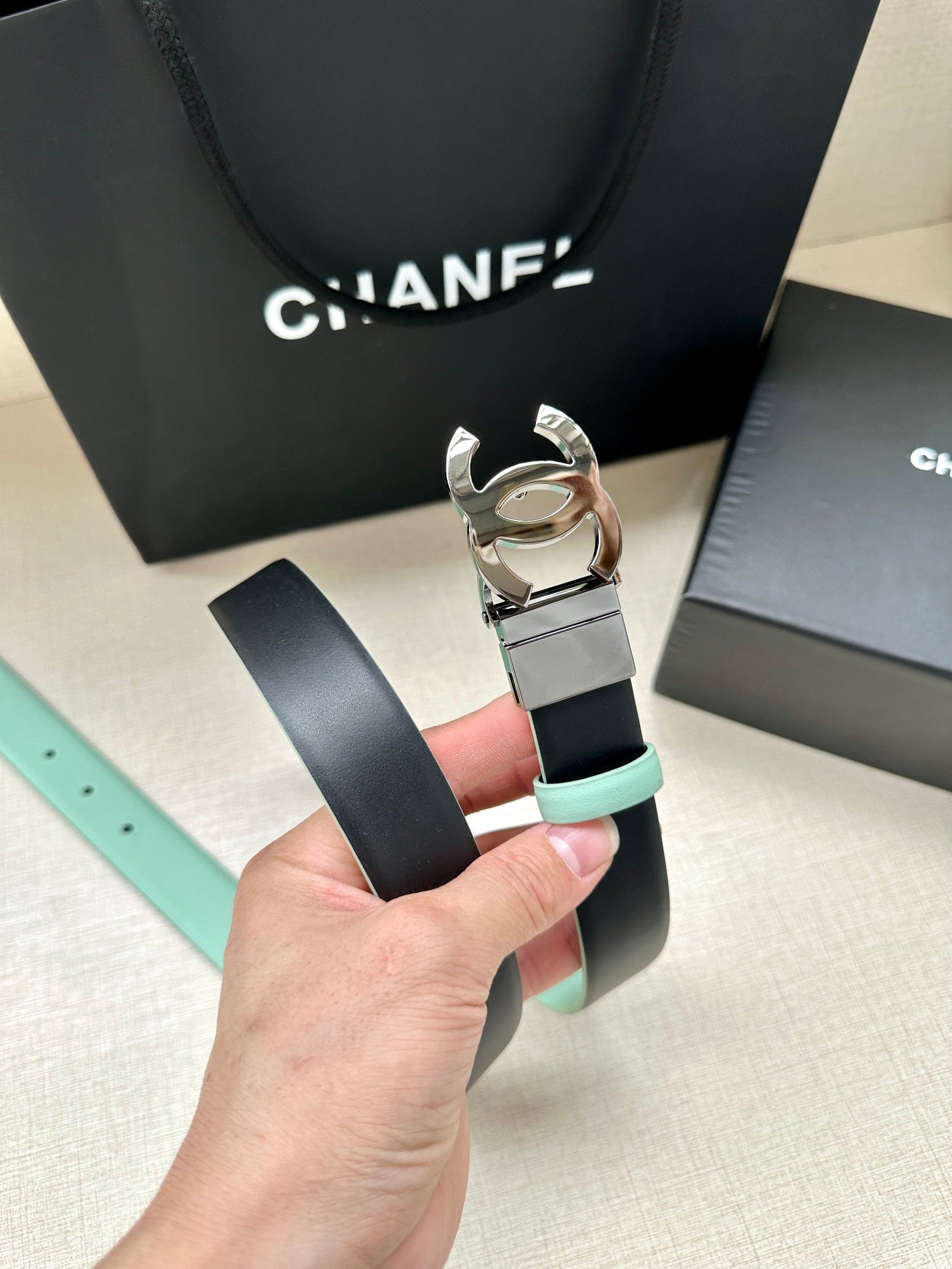CHANEL 30MM BELT IN GREEN MINT AND BLACK CALFSKIN WITH SILVER HARDWARE