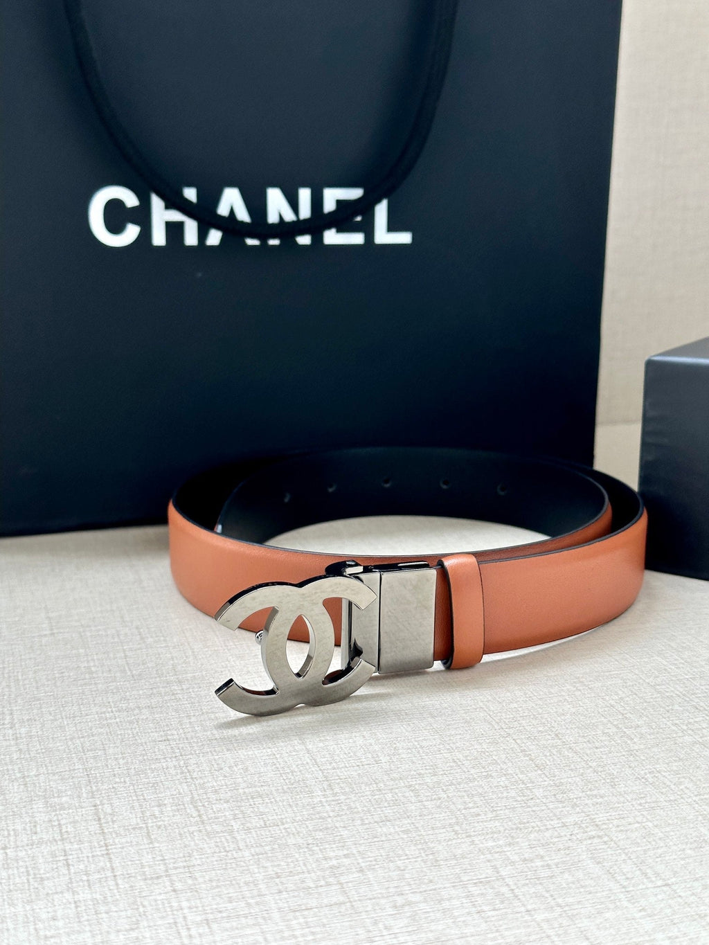 CHANEL 30MM BELT IN BRONZE BROWN AND BLACK CALFSKIN WITH SILVER HARDWARE