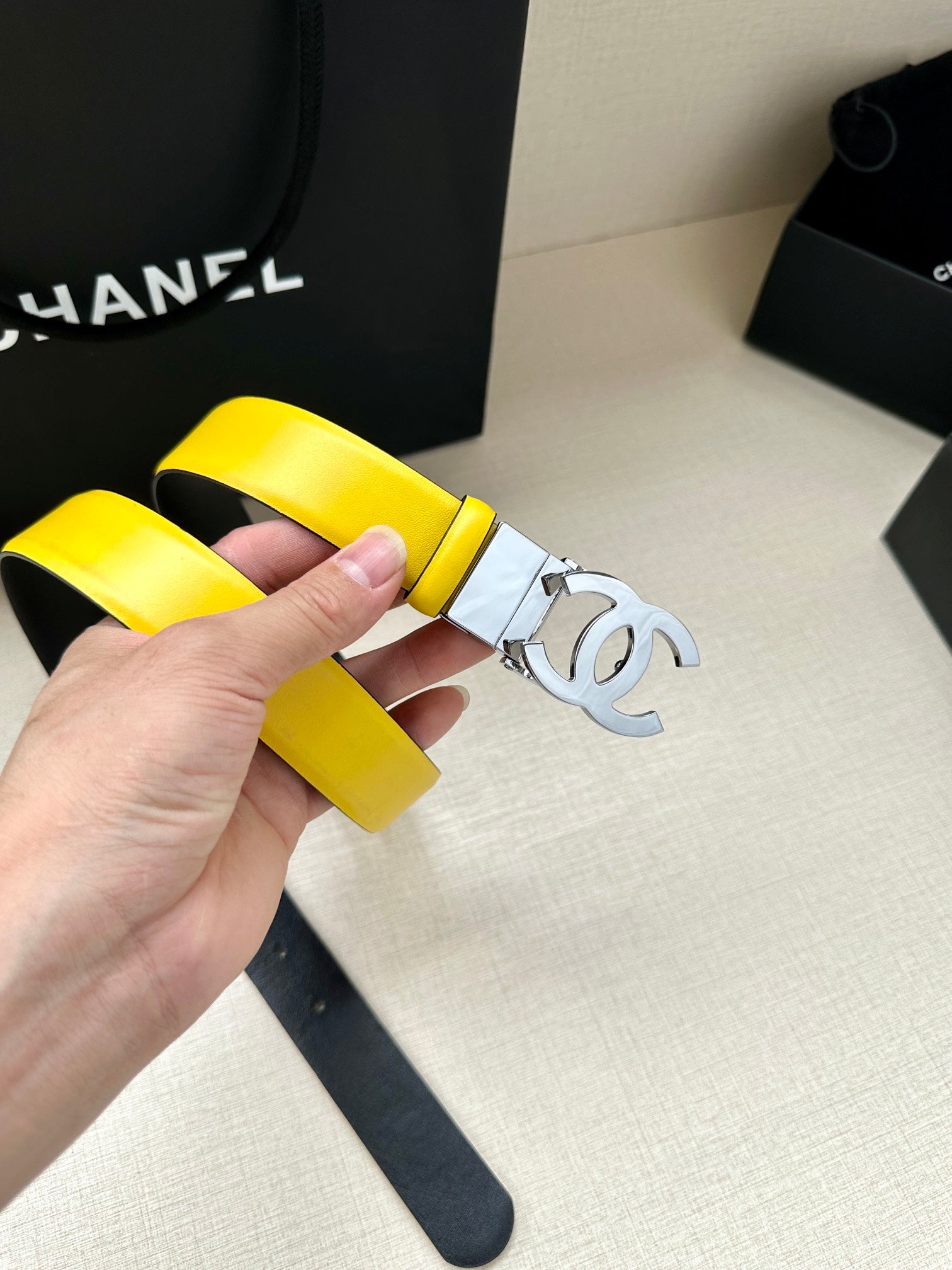 CHANEL 30MM BELT IN BRIGHT YELLOW AND BLACK CALFSKIN WITH SILVER HARDWARE