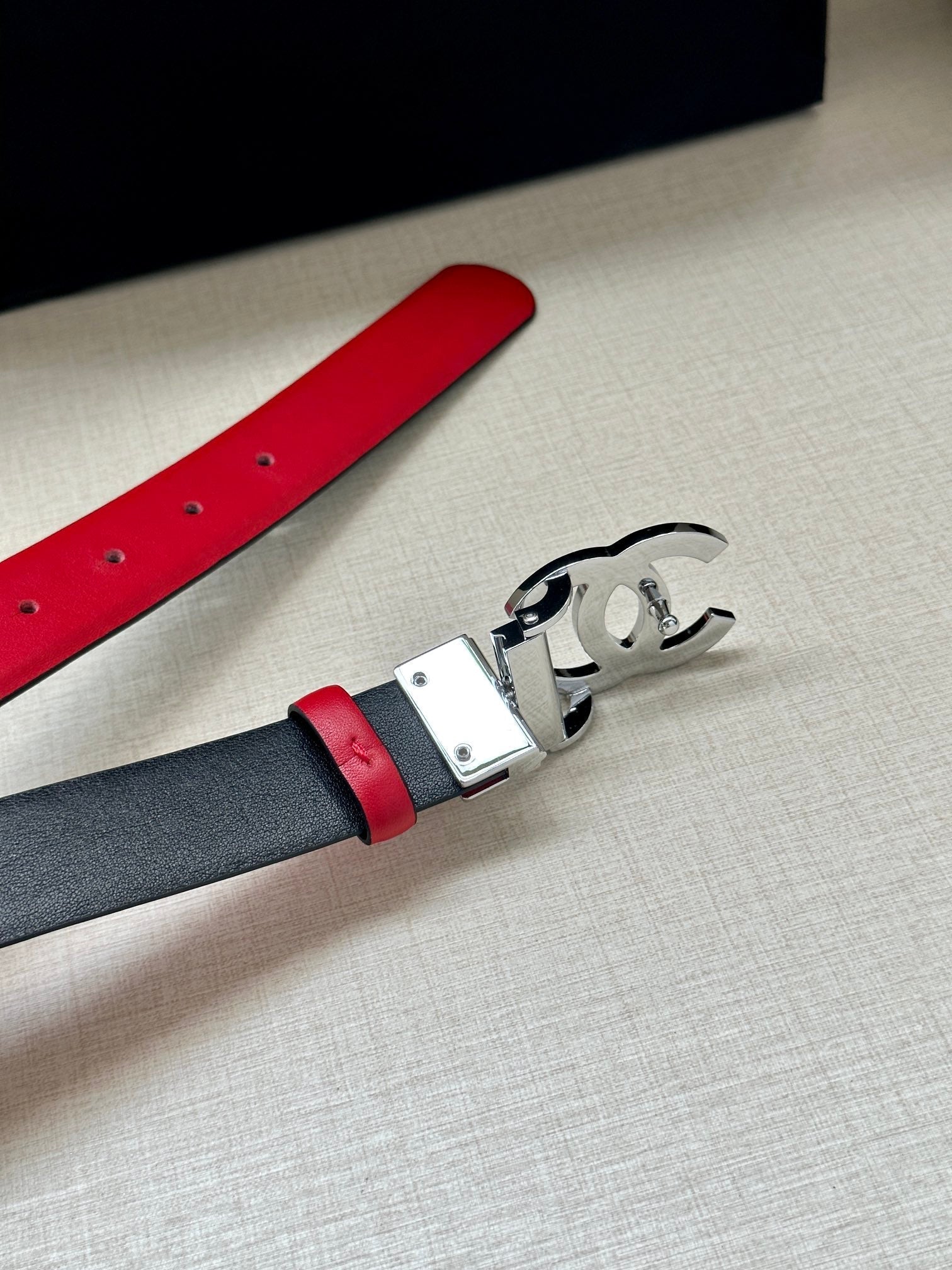 CHANEL 30MM BELT IN CHERRY RED AND BLACK CALFSKIN WITH SILVER HARDWARE