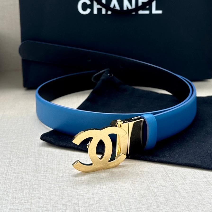 CHANEL 30MM BELT IN BLUE AND BLACK CALFSKIN WITH GOLD HARDWARE