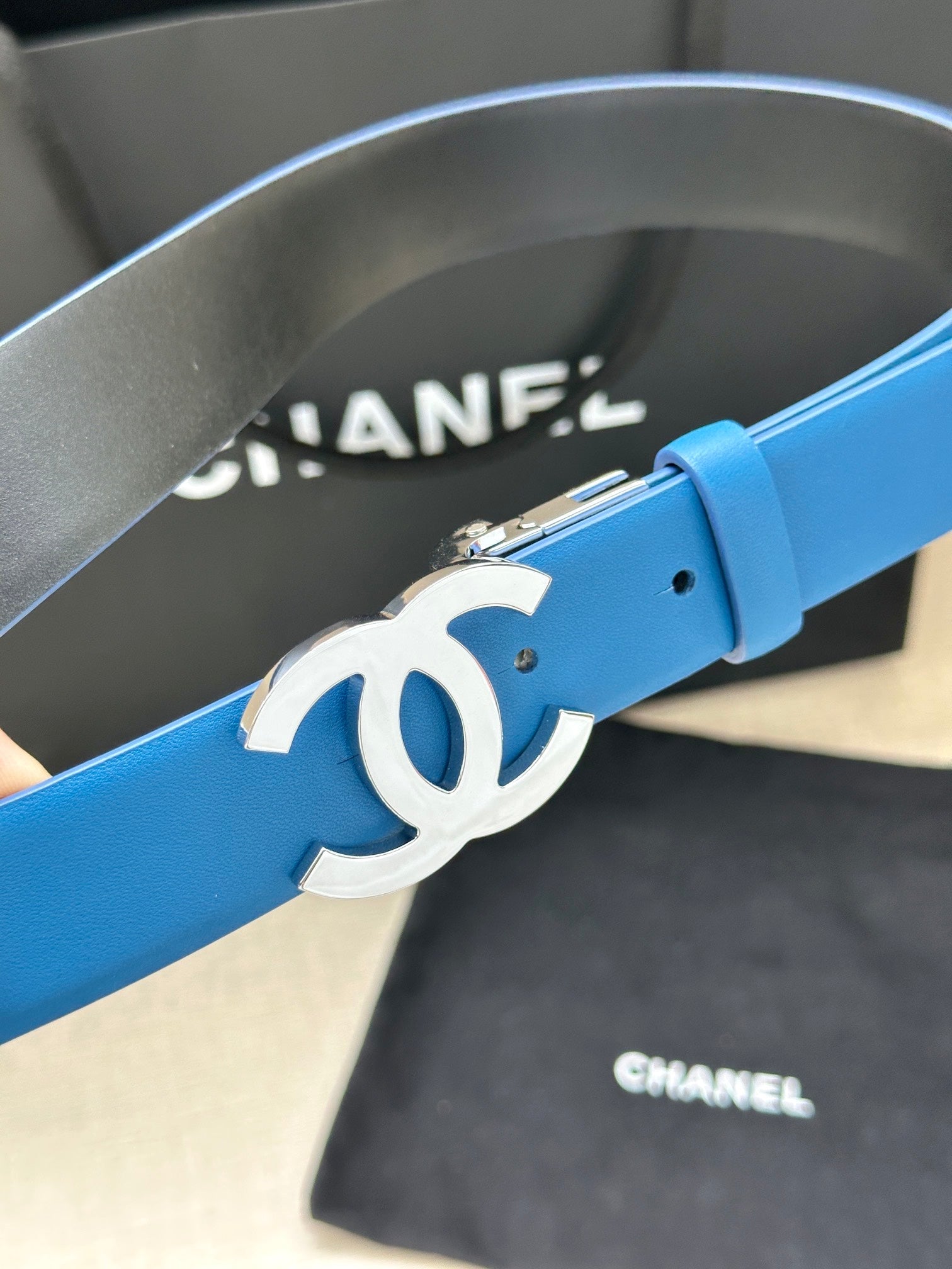 CHANEL 30MM BELT IN BLUE AND BLACK CALFSKIN WITH SILVER HARDWARE