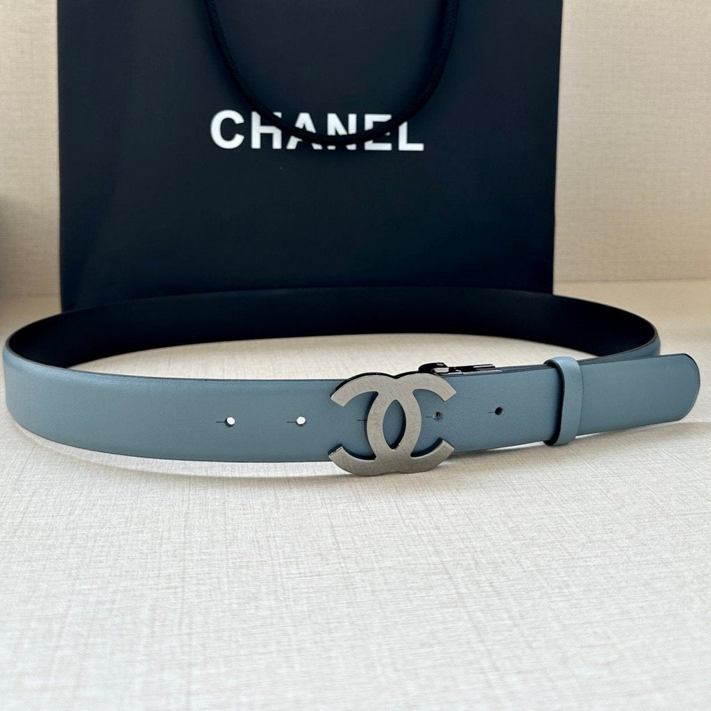 CHANEL 30MM BELT IN STONE BLUE AND BLACK CALFSKIN WITH SILVER HARDWARE