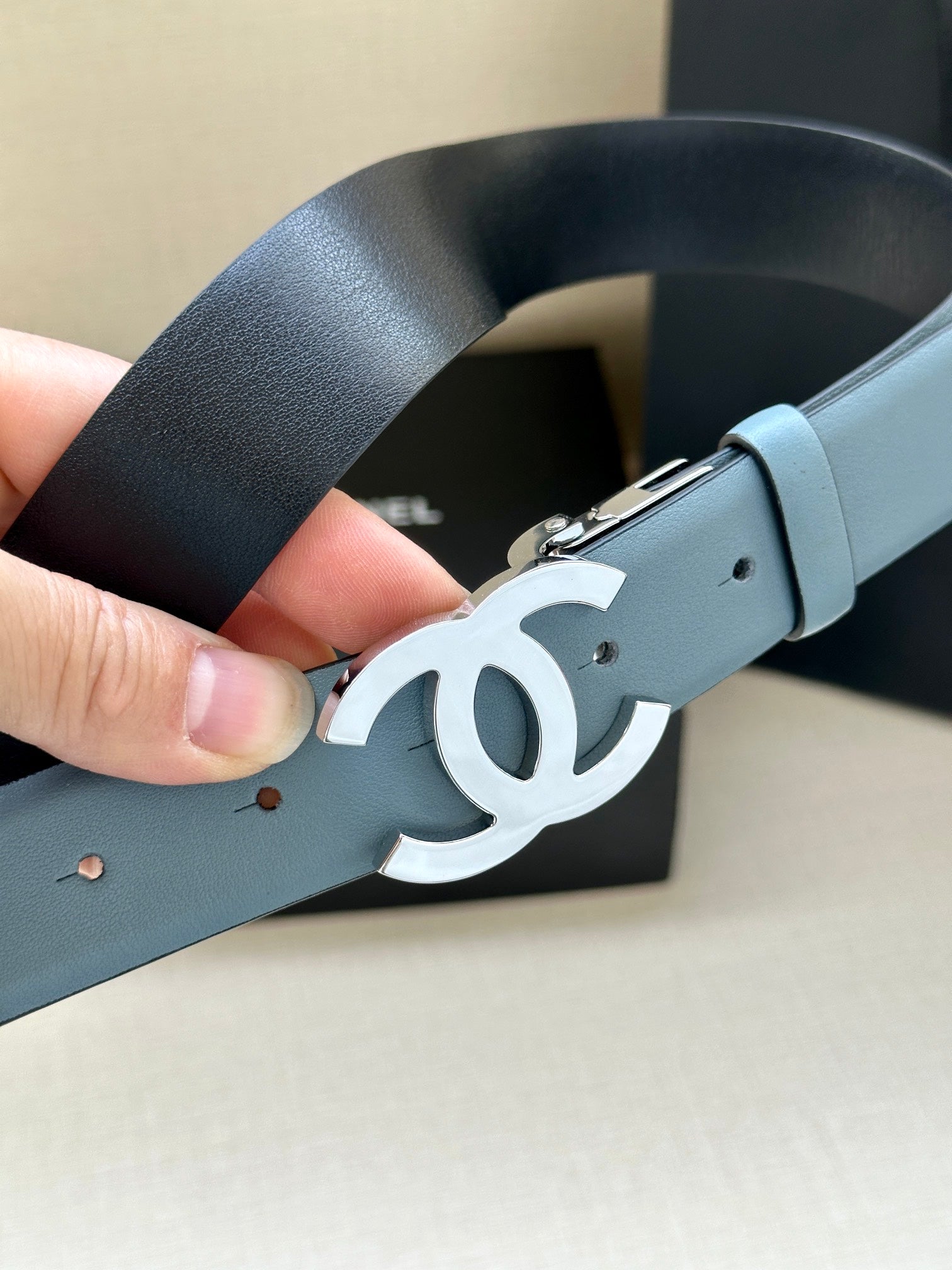 CHANEL 30MM BELT IN STONE BLUE AND BLACK CALFSKIN WITH SILVER HARDWARE