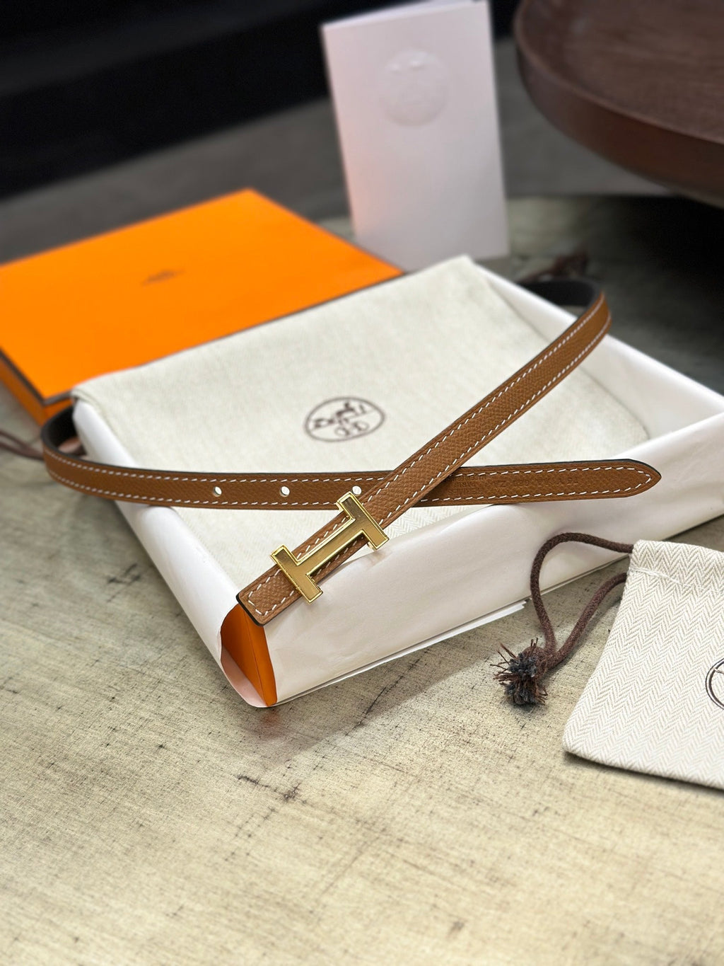 HERMES FOCUS BUCKLE & REVERSIBLE TAWNY BROWN AND BLACK LEATHER STRAP 13MM GOLD HARDWARE