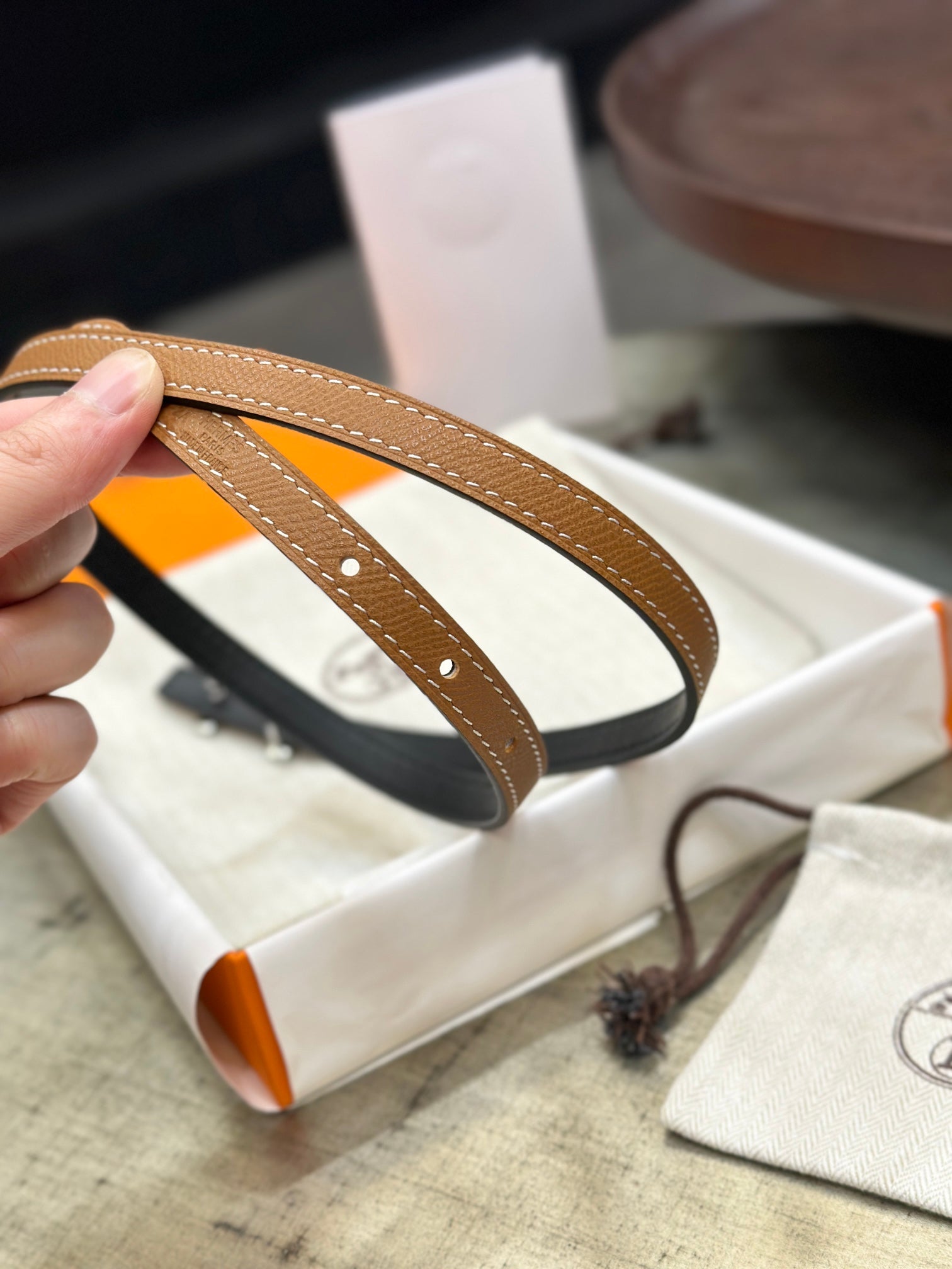 HERMES FOCUS BUCKLE & REVERSIBLE TAWNY BROWN AND BLACK LEATHER STRAP 13MM GOLD HARDWARE