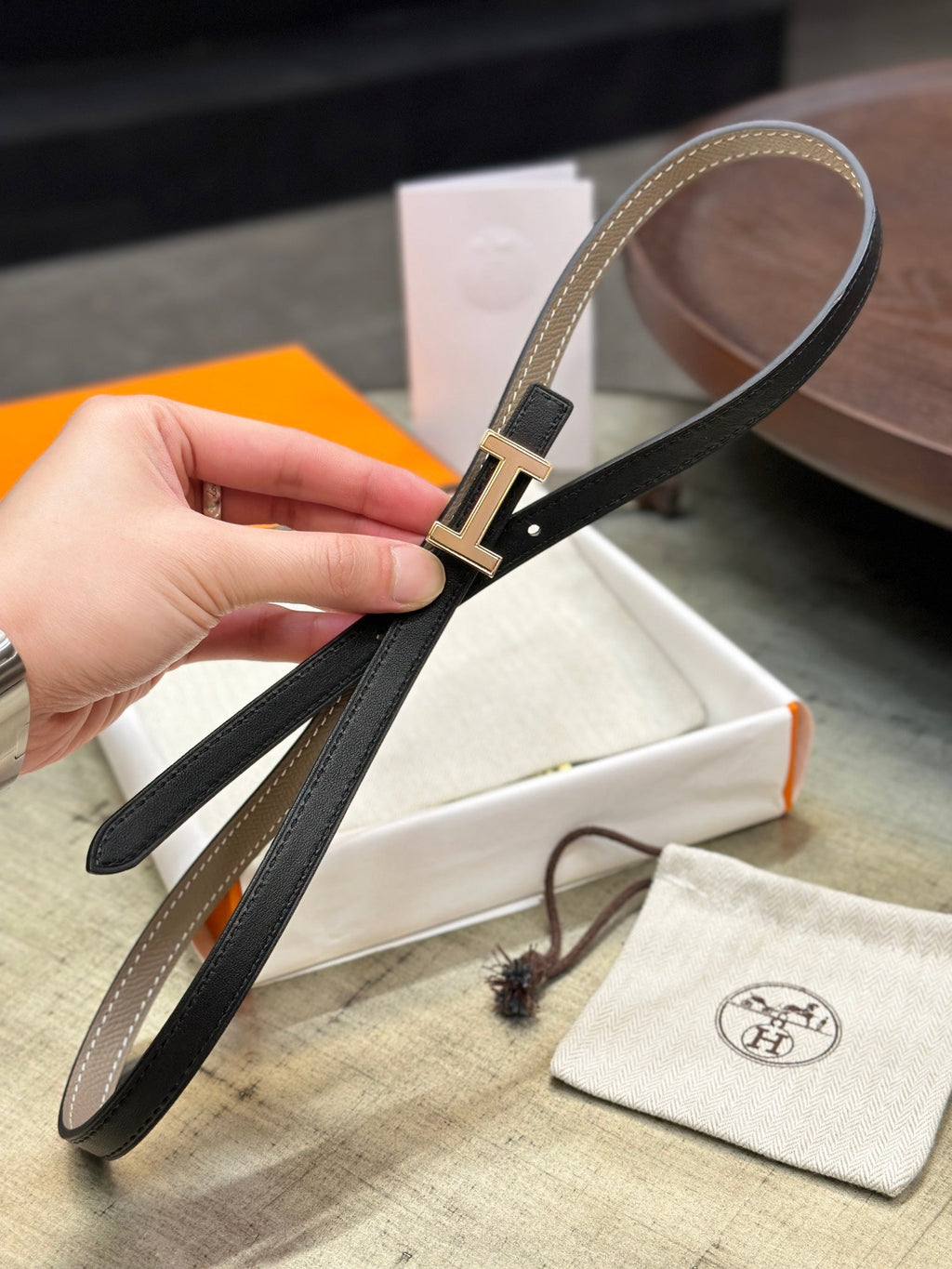 HERMES FOCUS BUCKLE & REVERSIBLE BLACK AND CAMEL BROWN LEATHER STRAP 13MM COPPER HARDWARE