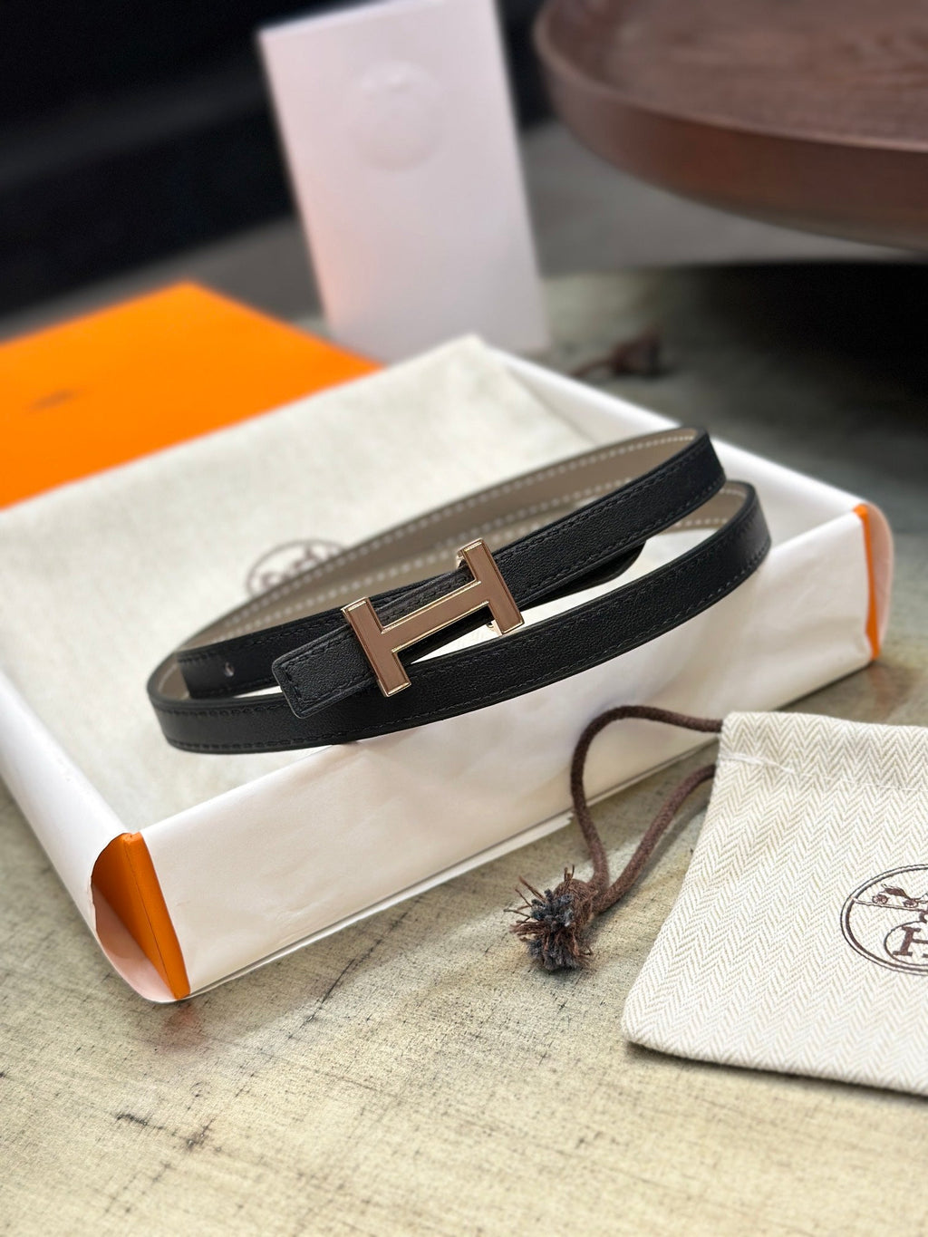 HERMES FOCUS BUCKLE & REVERSIBLE BLACK AND CAMEL BROWN LEATHER STRAP 13MM COPPER HARDWARE