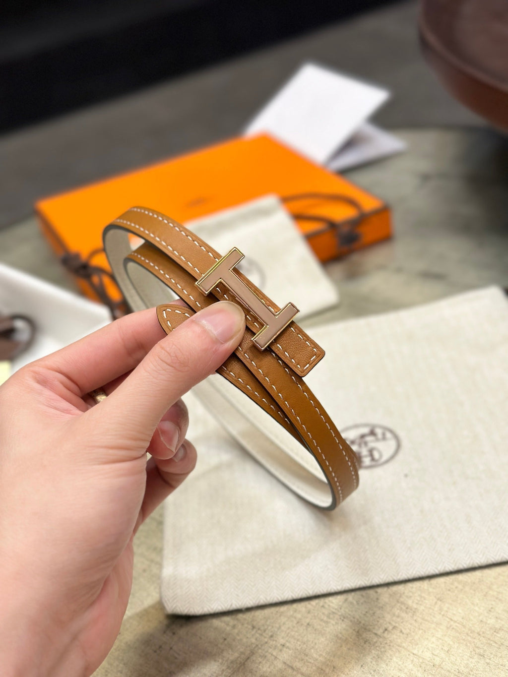 HERMES FOCUS BUCKLE & REVERSIBLE BRONZE BROWN AND WHITE LEATHER STRAP 13MM COPPER HARDWARE