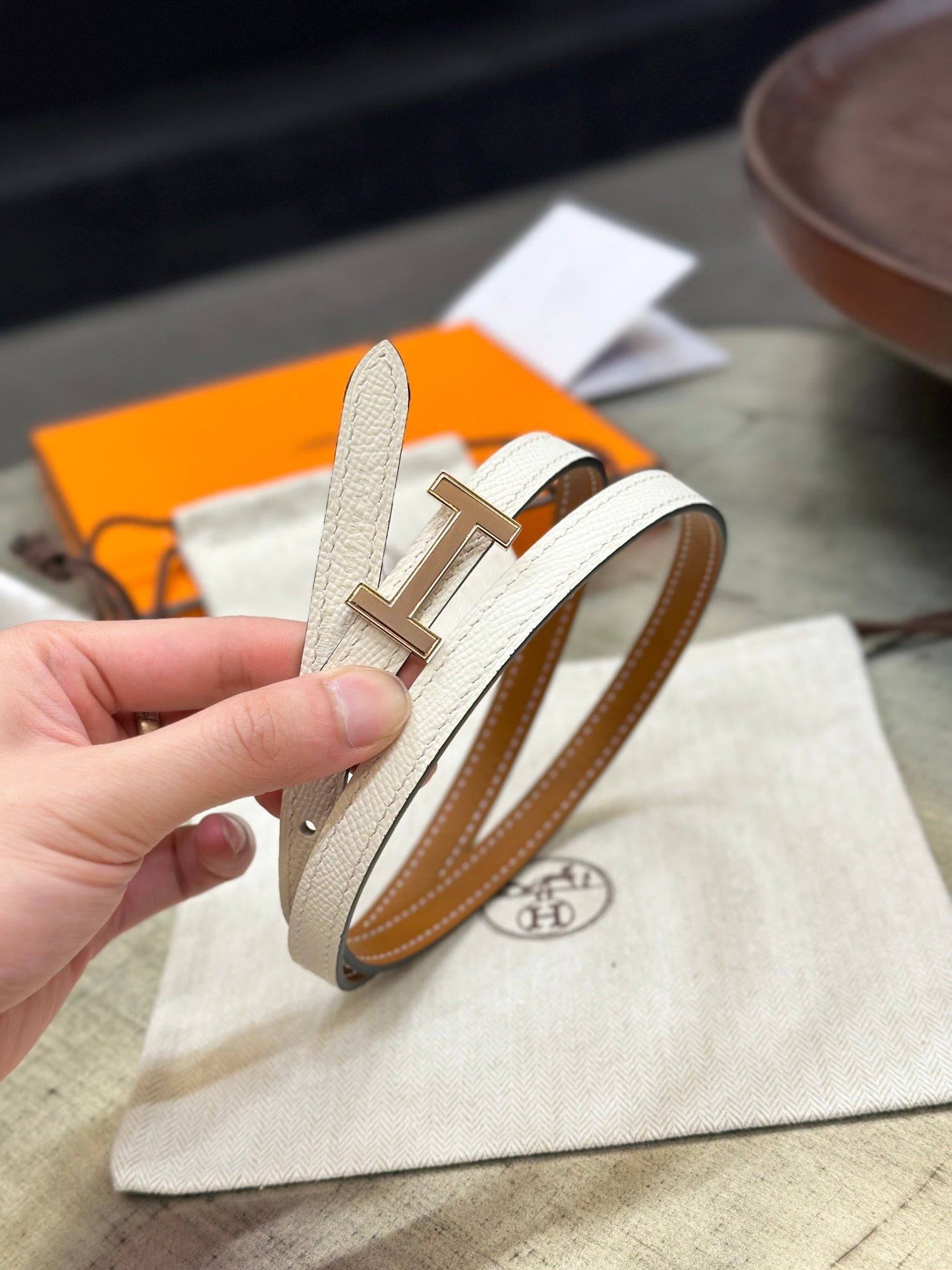HERMES FOCUS BUCKLE & REVERSIBLE BRONZE BROWN AND WHITE LEATHER STRAP 13MM COPPER HARDWARE