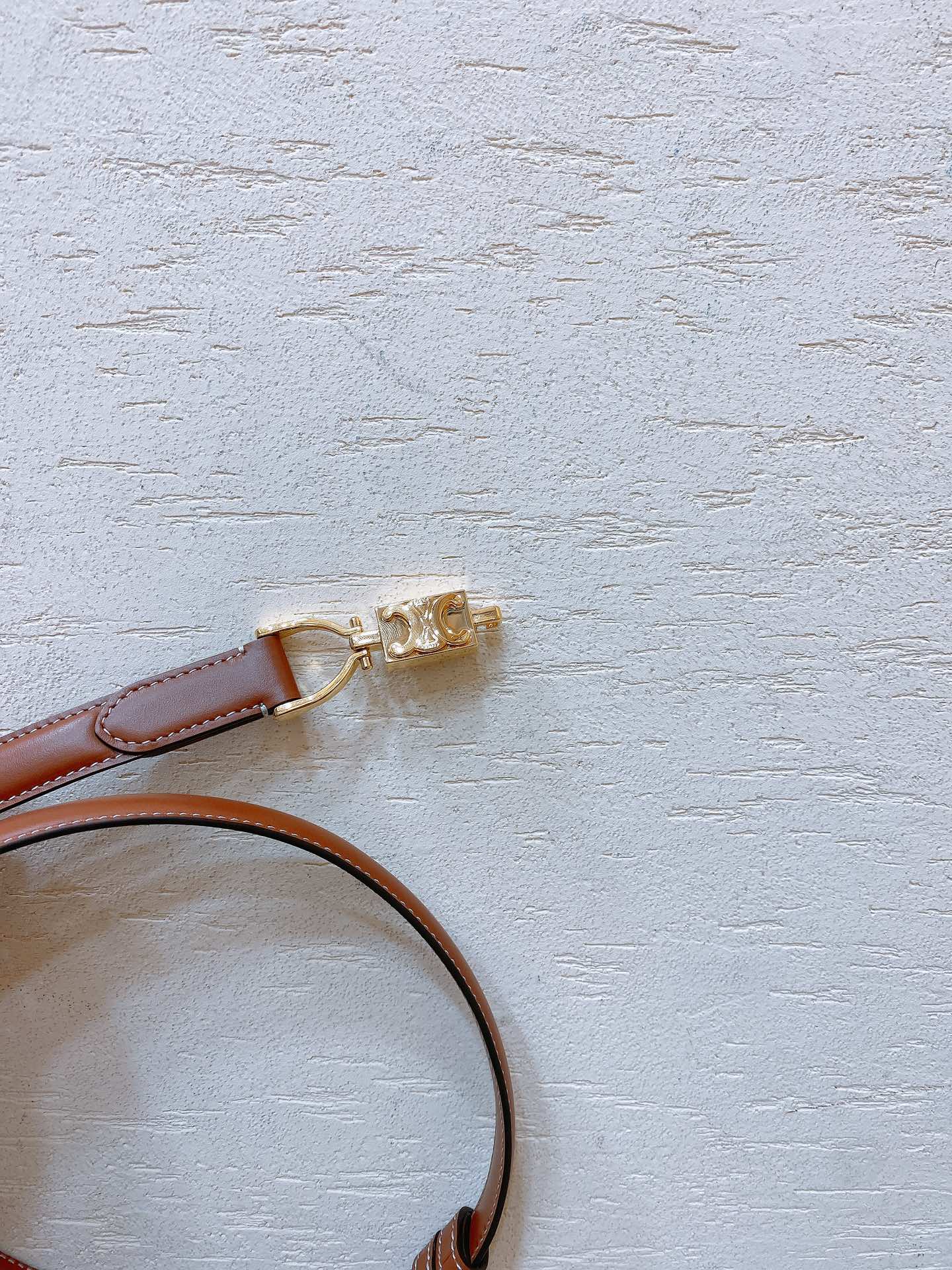 CELINE Hook & Loop 20mm TRIOMPHE Logo Square Adjustable Belt Tan Calfskin Ghw