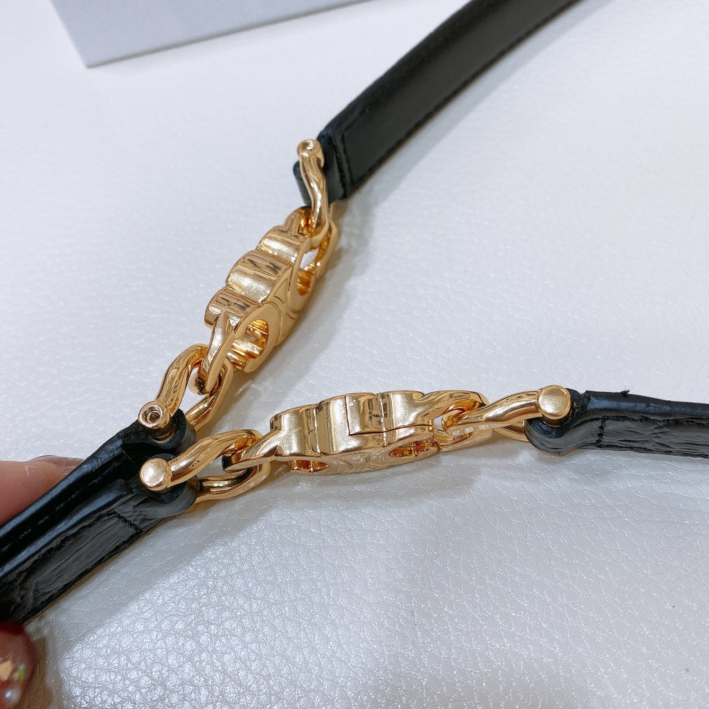 CELINE SMALL 18 MM GOURMETTE TRIOMPHE ADJUSTABLE BELT IN BLACK LEATHER GOLD HARDWARE