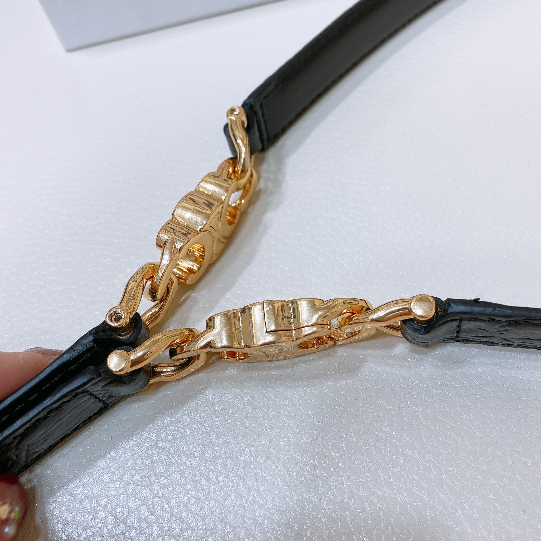 CELINE SMALL 18 MM GOURMETTE TRIOMPHE ADJUSTABLE BELT IN BLACK LEATHER GOLD HARDWARE