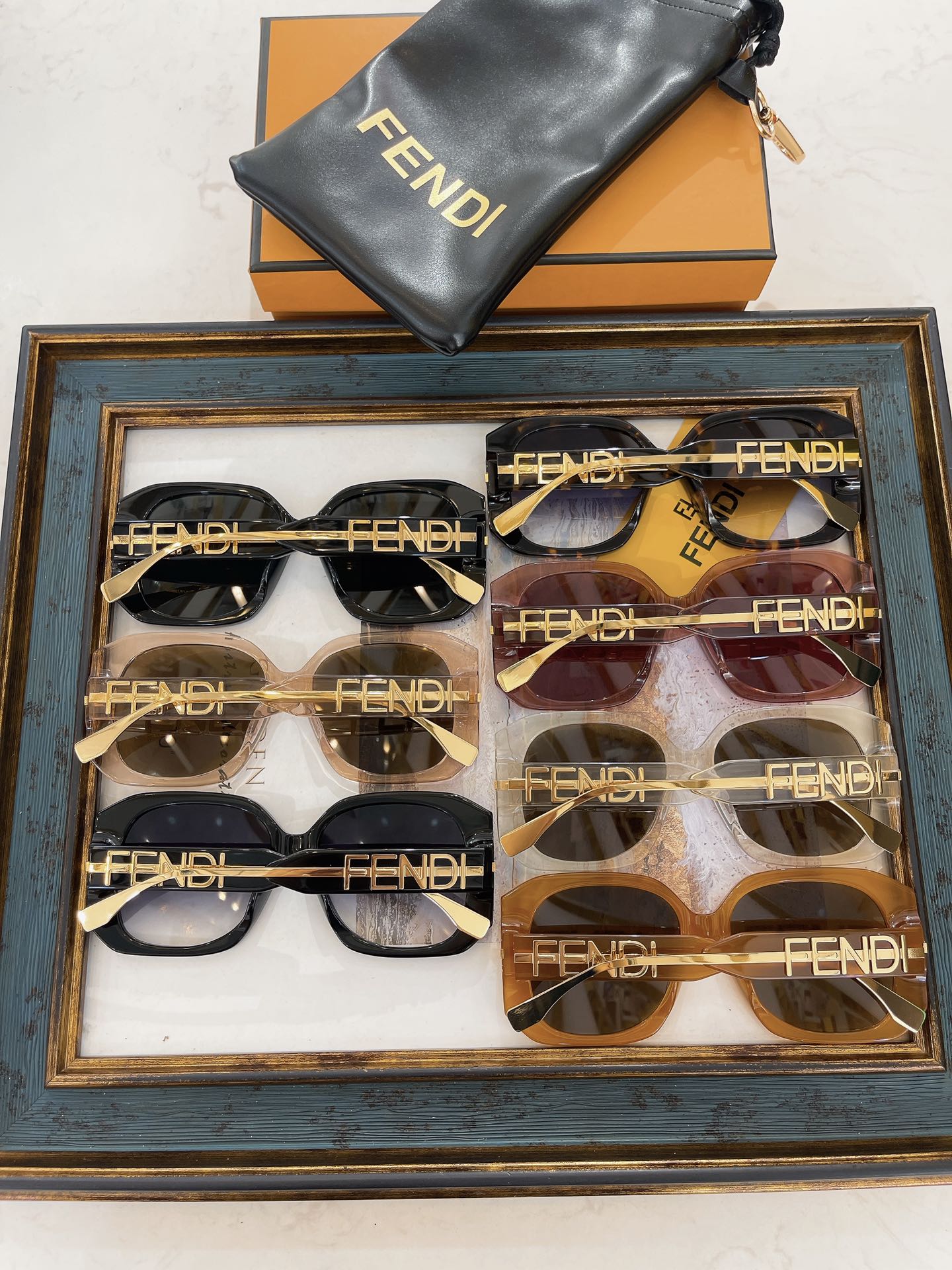 FENDI OVERSIZED FF DIAMONDS SQUARE FRAME SUNGLASSES FE40065F IN ACETATE