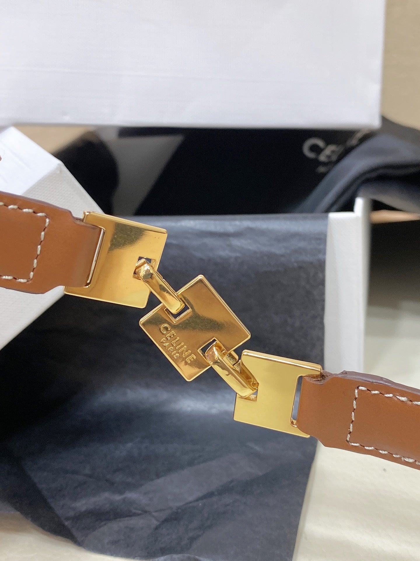CELINE CL SMALL 18 MM SQUARE ADJUSTABLE BELT IN BRONZE BROWN LEATHER GOLD HARDWARE
