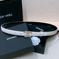 CHANEL BELT 20MM IN WHITE EMBROIDERED CALFSKIN GOLD HARDWARE ATTACH PEARL