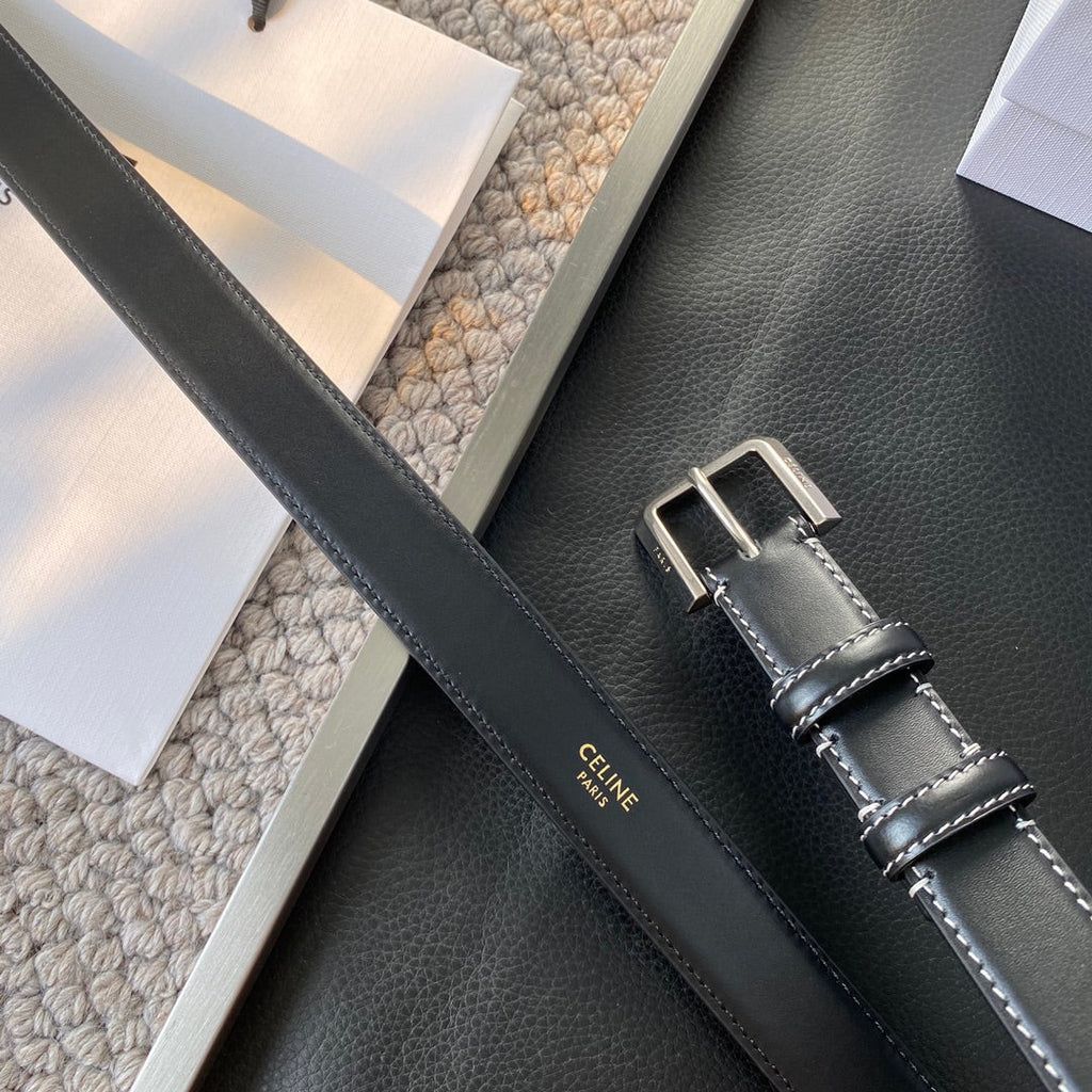 CELINE BELT 25MM IN BLACK REVERSIBLE ITALIAN CALFSKIN WITH VINTAGE SILVER BUCKLE WHITE STITCHING