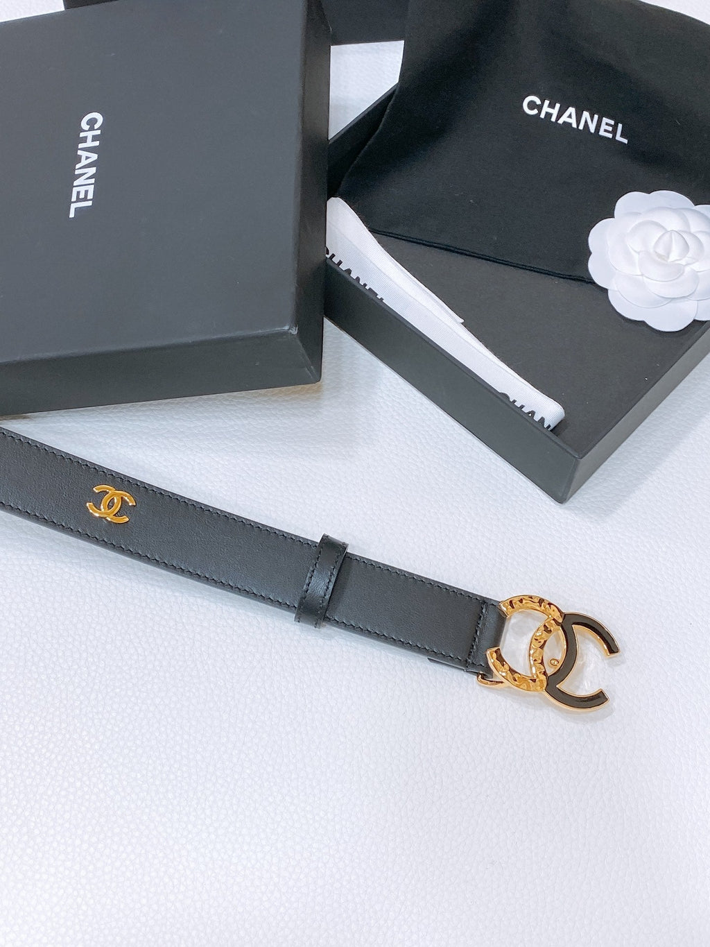 CHANEL BELT 30MM IN BLACK SMOOTH CALFSKIN GOLD MIX BLACK HARDWARE