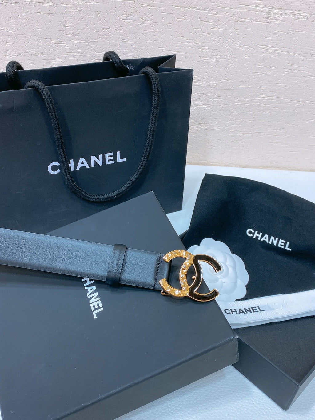 CHANEL BELT 30MM IN BLACK SMOOTH CALFSKIN GOLD MIX BLACK METAL LOGO