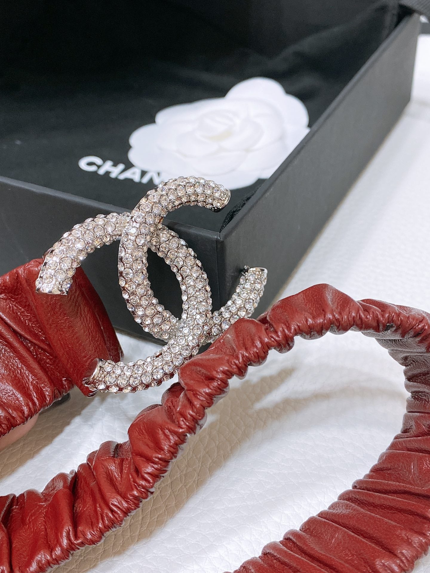 CHANEL ELASTIC BELT 30MM IN WINE RED CALFSKIN SILVER HARDWARE WITH RHINSTONES